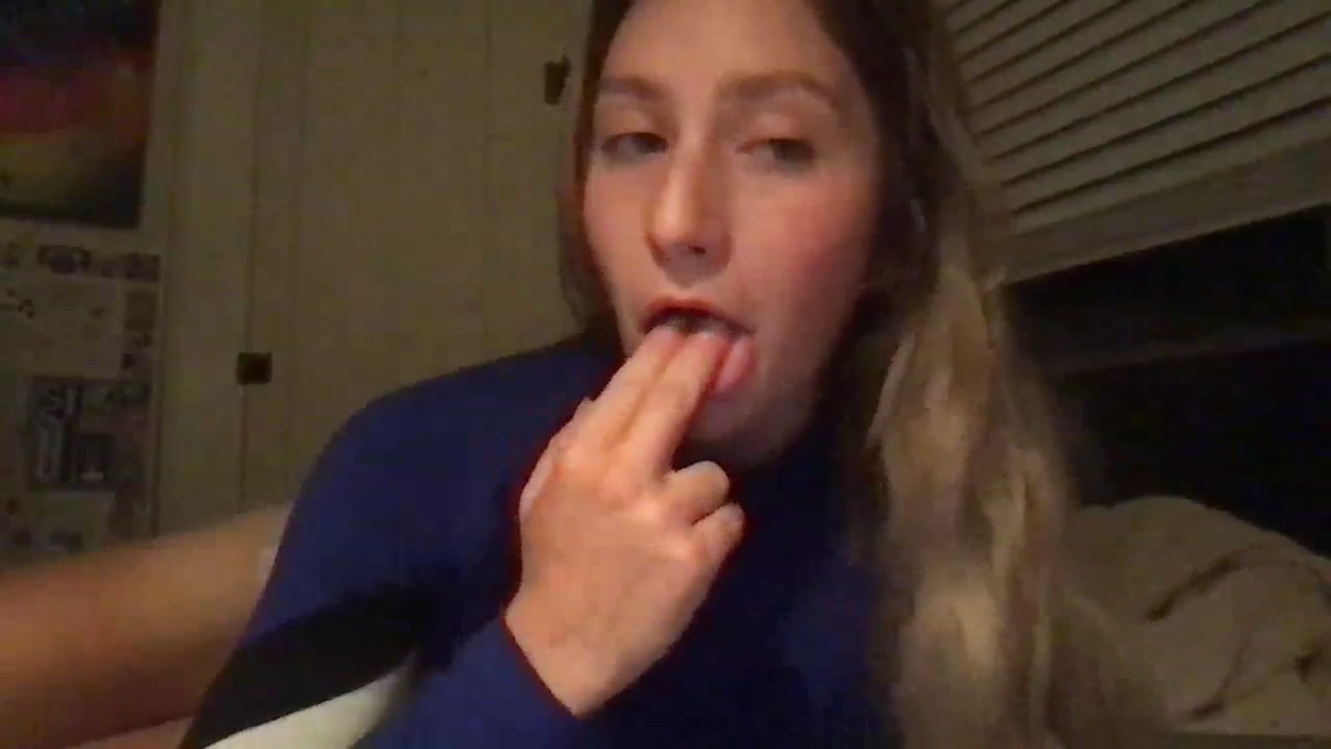 Gallery image thumbnail from Ballerinababy's myfreecams stream on, 09/27/2023, 24:17 image 7 of 20