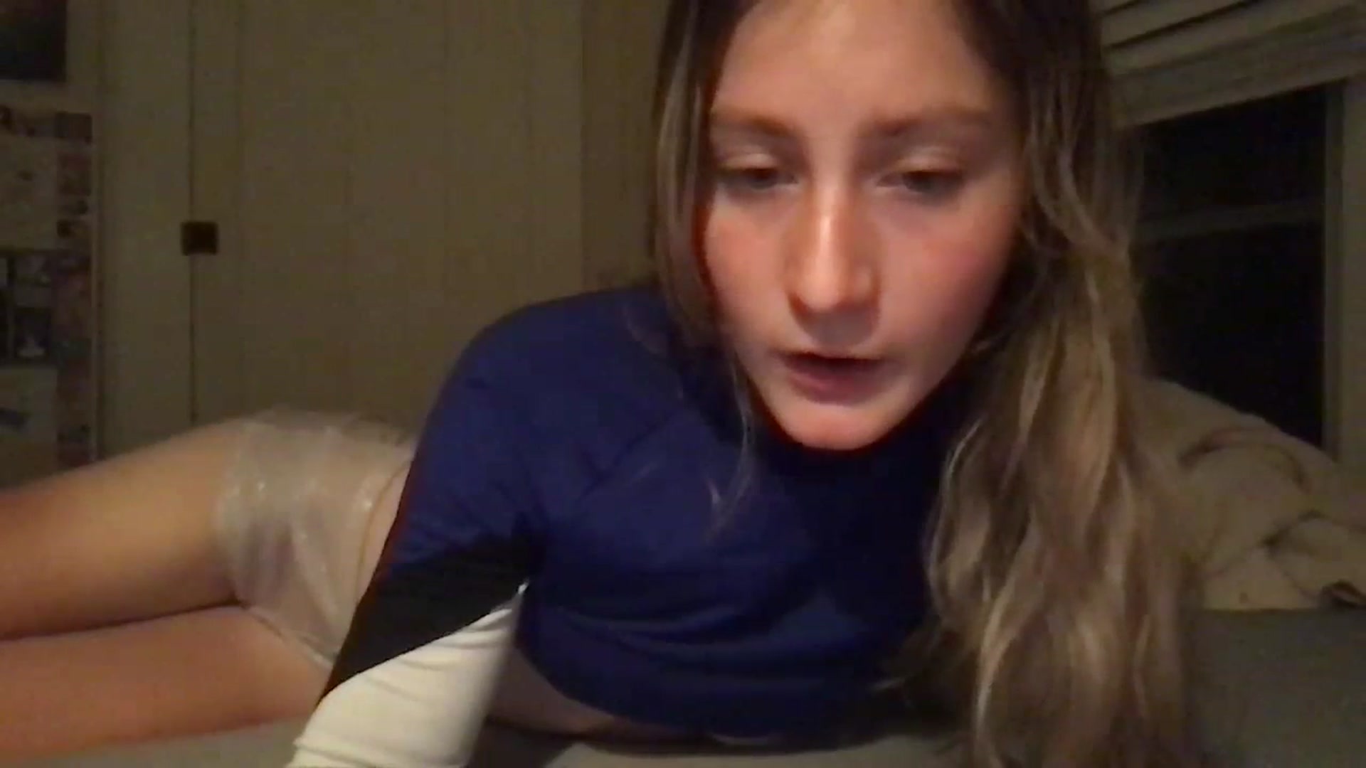 Gallery image thumbnail from Ballerinababy's myfreecams stream on, 09/27/2023, 24:17 image 20 of 20