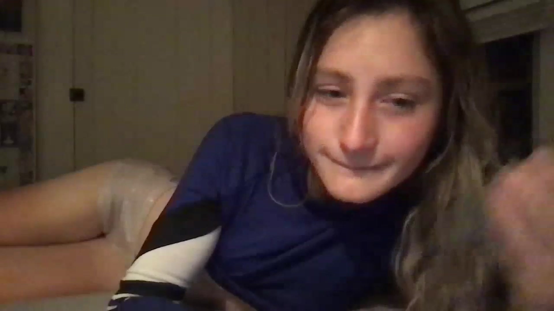 Gallery image thumbnail from Ballerinababy's myfreecams stream on, 09/27/2023, 24:17 image 15 of 20