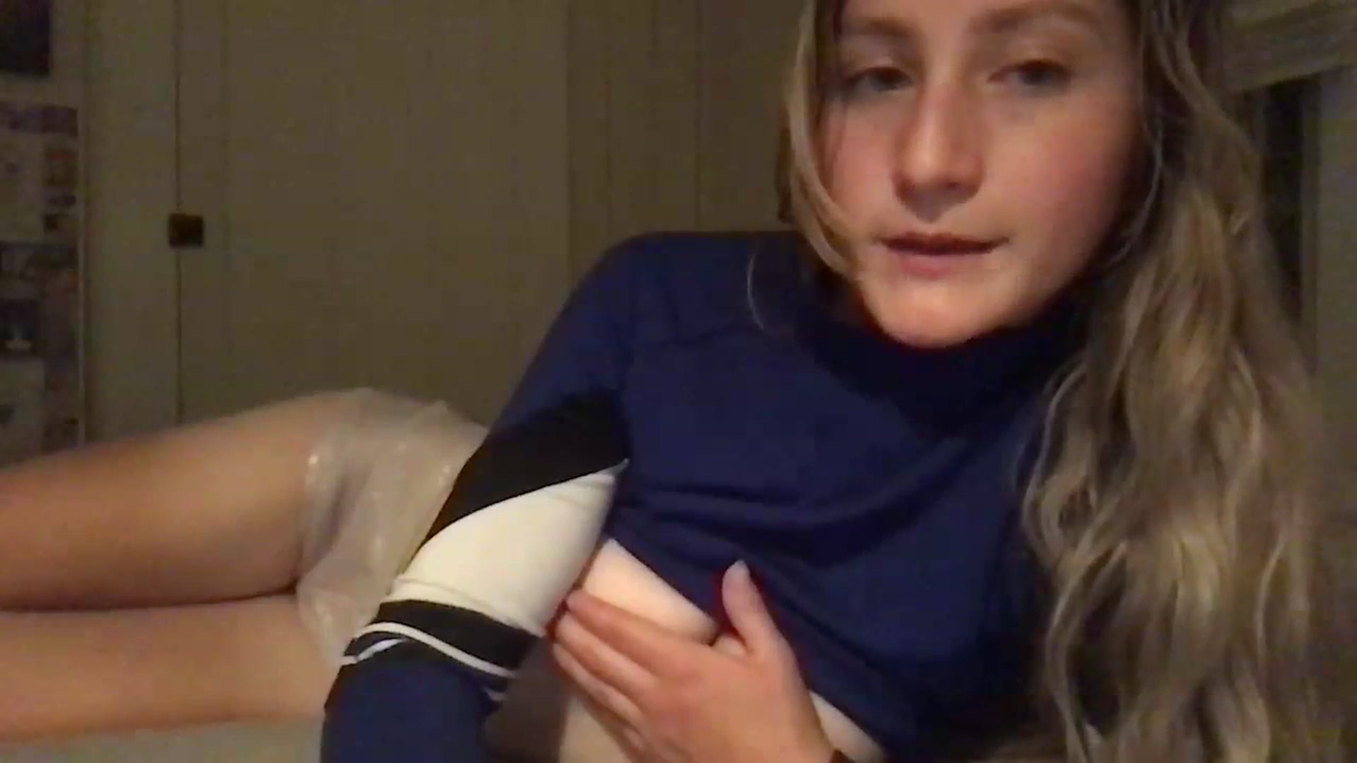 Gallery image thumbnail from Ballerinababy's myfreecams stream on, 09/27/2023, 24:17 image 12 of 20