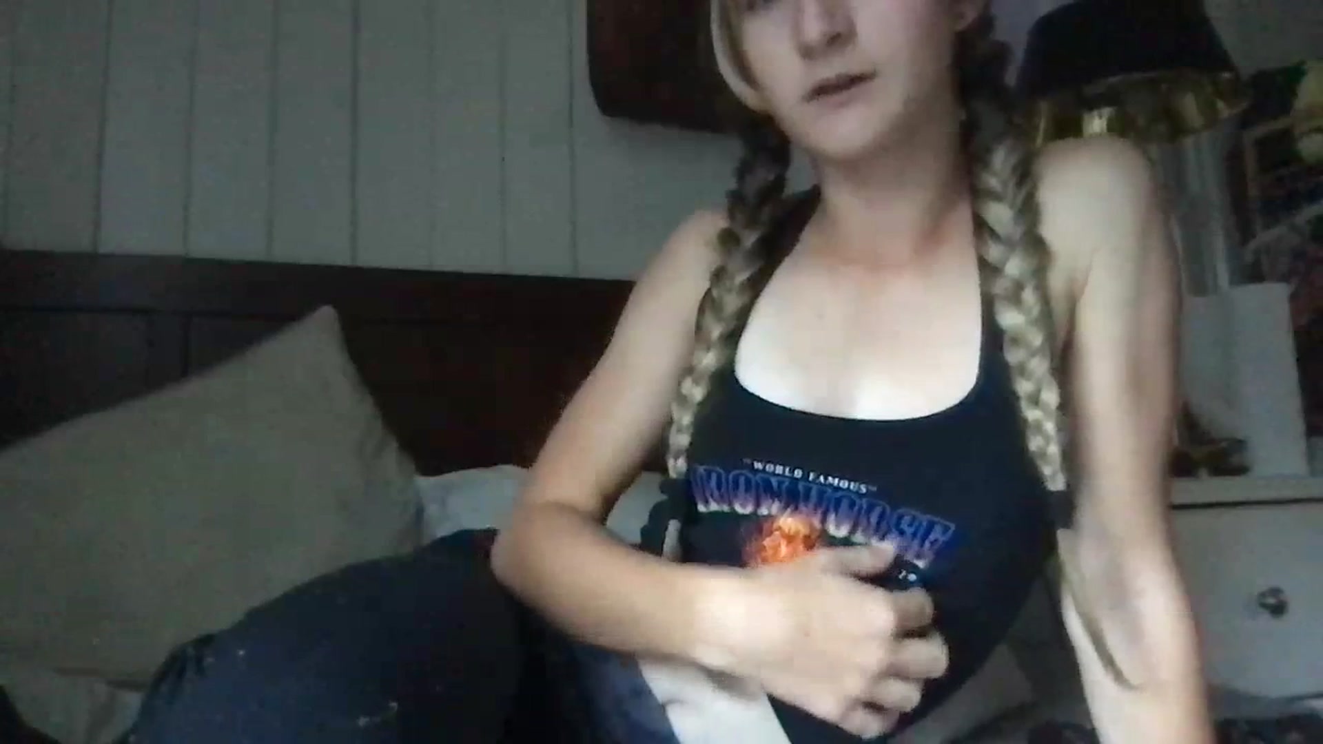 Gallery image thumbnail from Ballerinababy's myfreecams stream on, 10/08/2023, 22:27 image 15 of 20