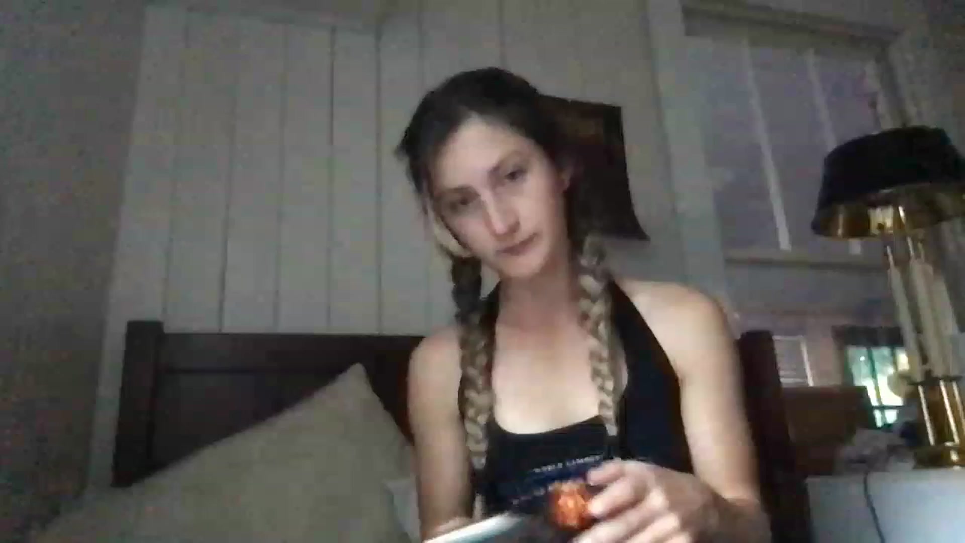 Gallery image thumbnail from Ballerinababy's myfreecams stream on, 10/08/2023, 22:27 image 10 of 20