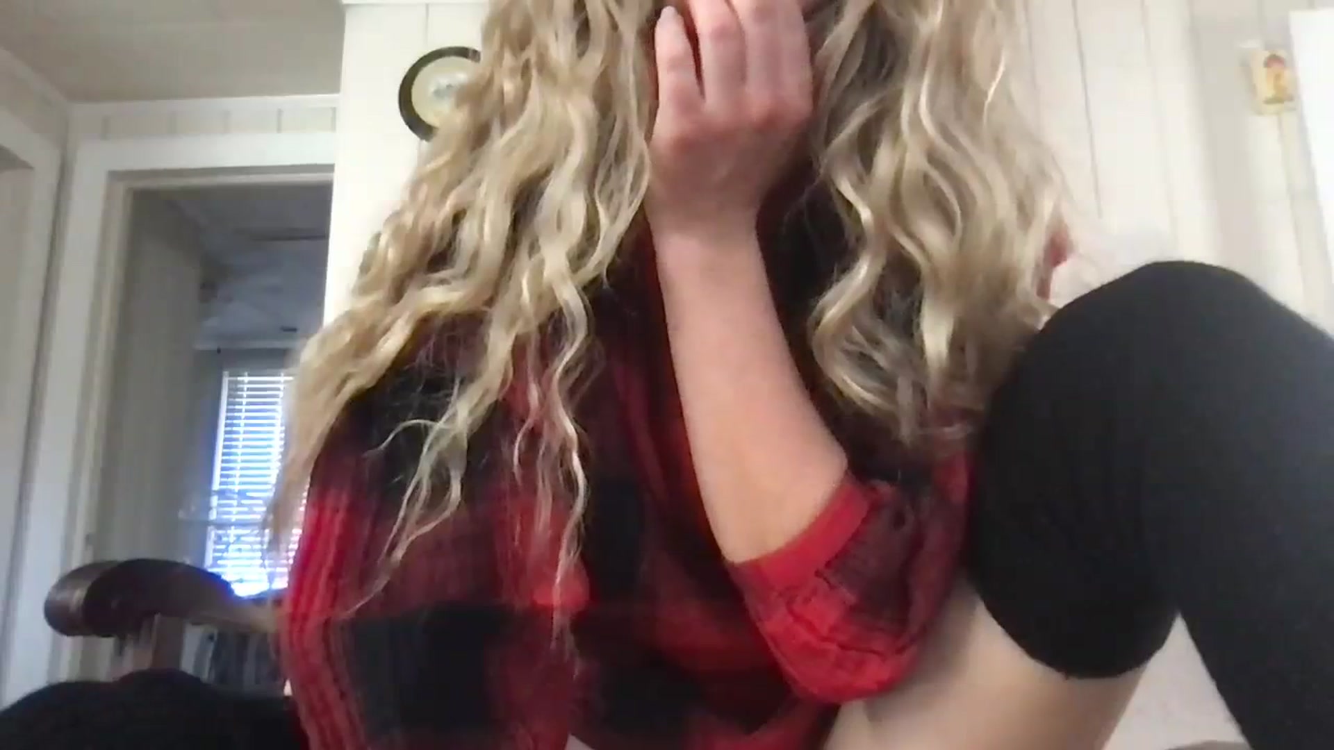 Gallery image thumbnail from Ballerinababy's myfreecams stream on, 12/07/2023, 17:33 image 16 of 20