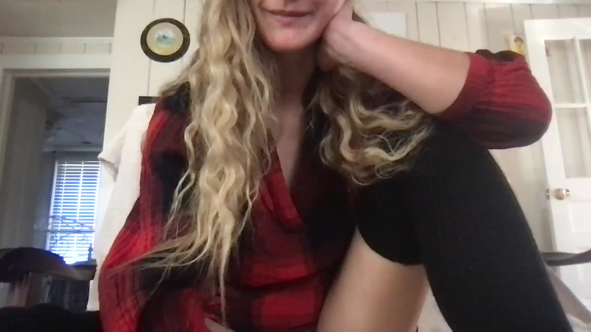 Gallery image thumbnail from Ballerinababy's myfreecams stream on, 12/07/2023, 17:33 image 11 of 20