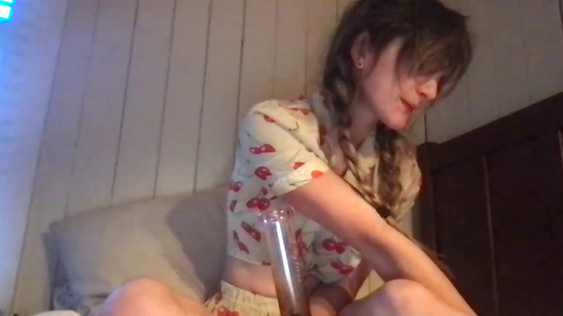 Gallery image thumbnail from Ballerinababy's myfreecams stream on, 12/28/2023, 12:52 image 12 of 20