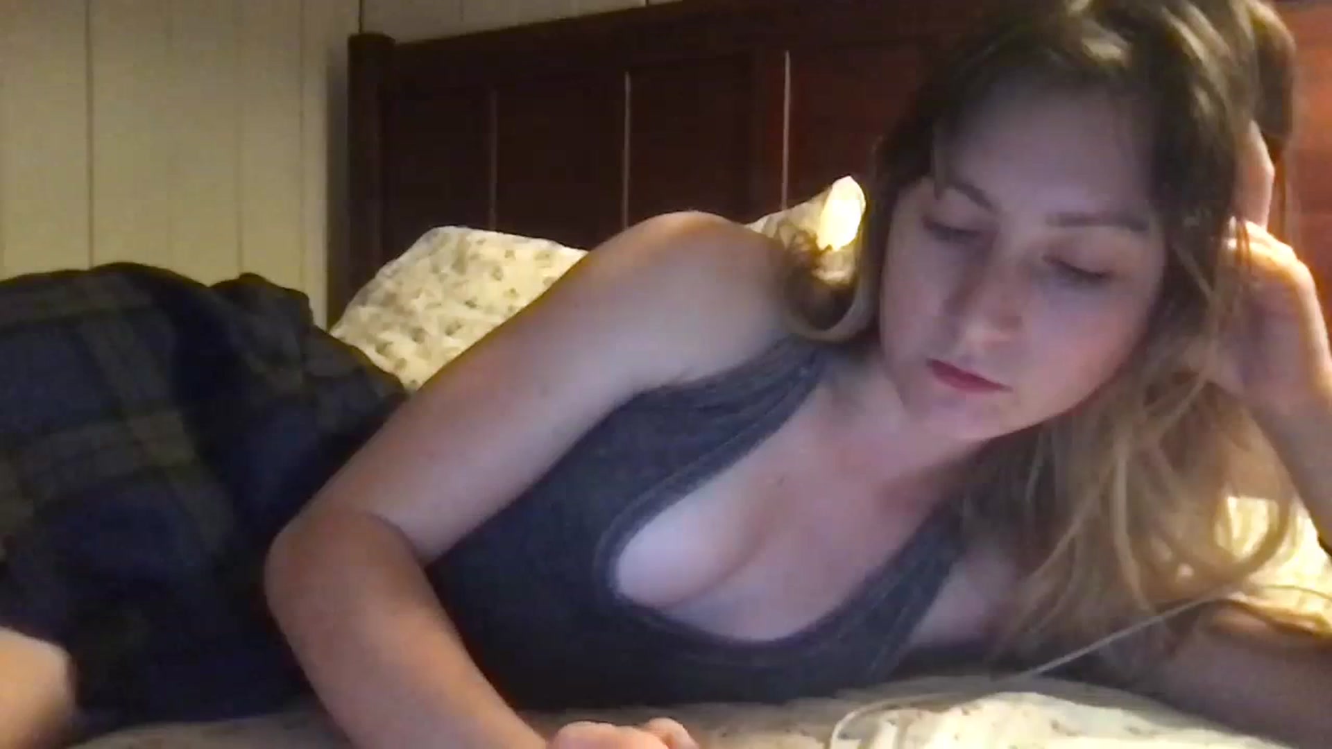 Gallery image thumbnail from Ballerinababy's myfreecams stream on, 01/04/2024, 01:37 image 18 of 20