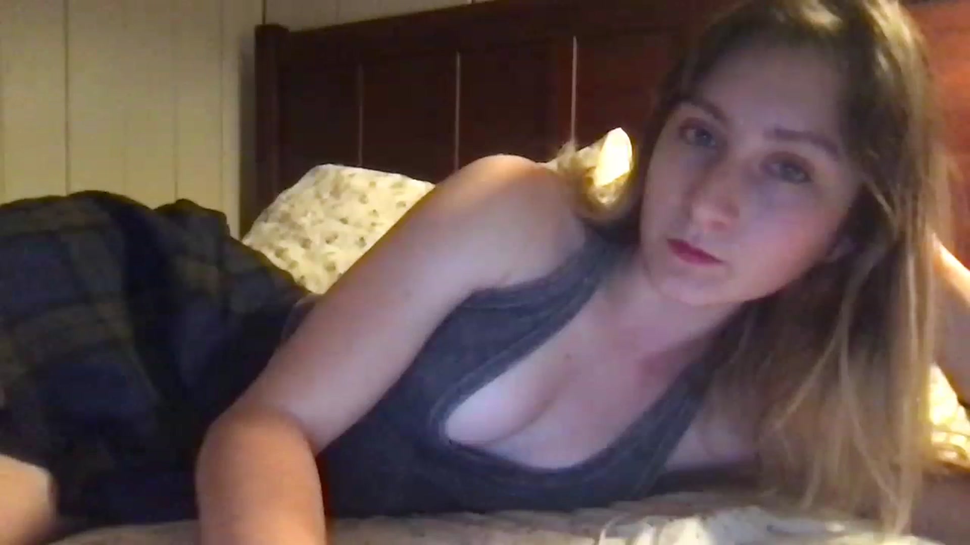 Gallery image thumbnail from Ballerinababy's myfreecams stream on, 01/04/2024, 01:37 image 17 of 20