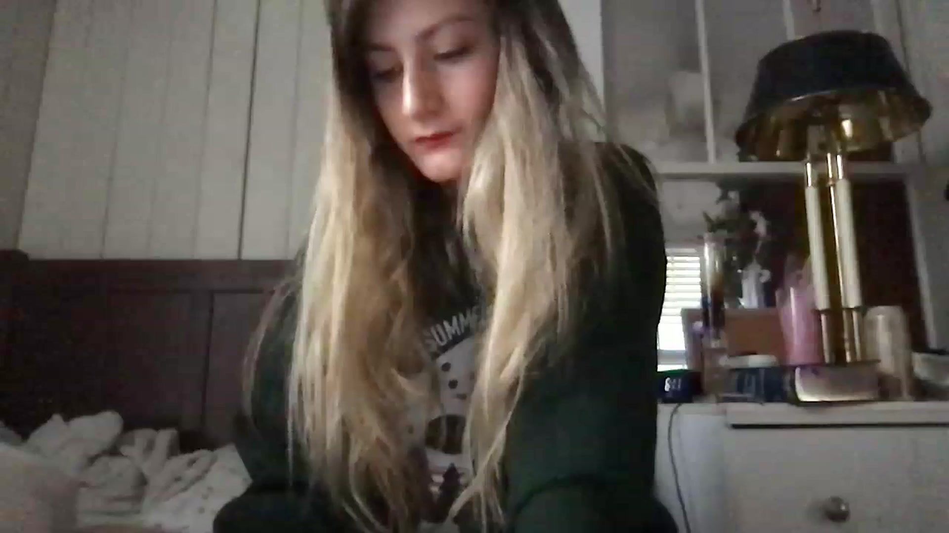 Gallery image thumbnail from Ballerinababy's myfreecams stream on, 02/11/2024, 22:15 image 14 of 20