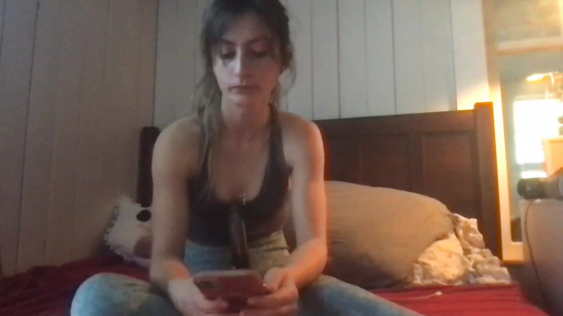 Gallery image thumbnail from Ballerinababy's myfreecams stream on, 02/19/2024, 22:25 image 16 of 20
