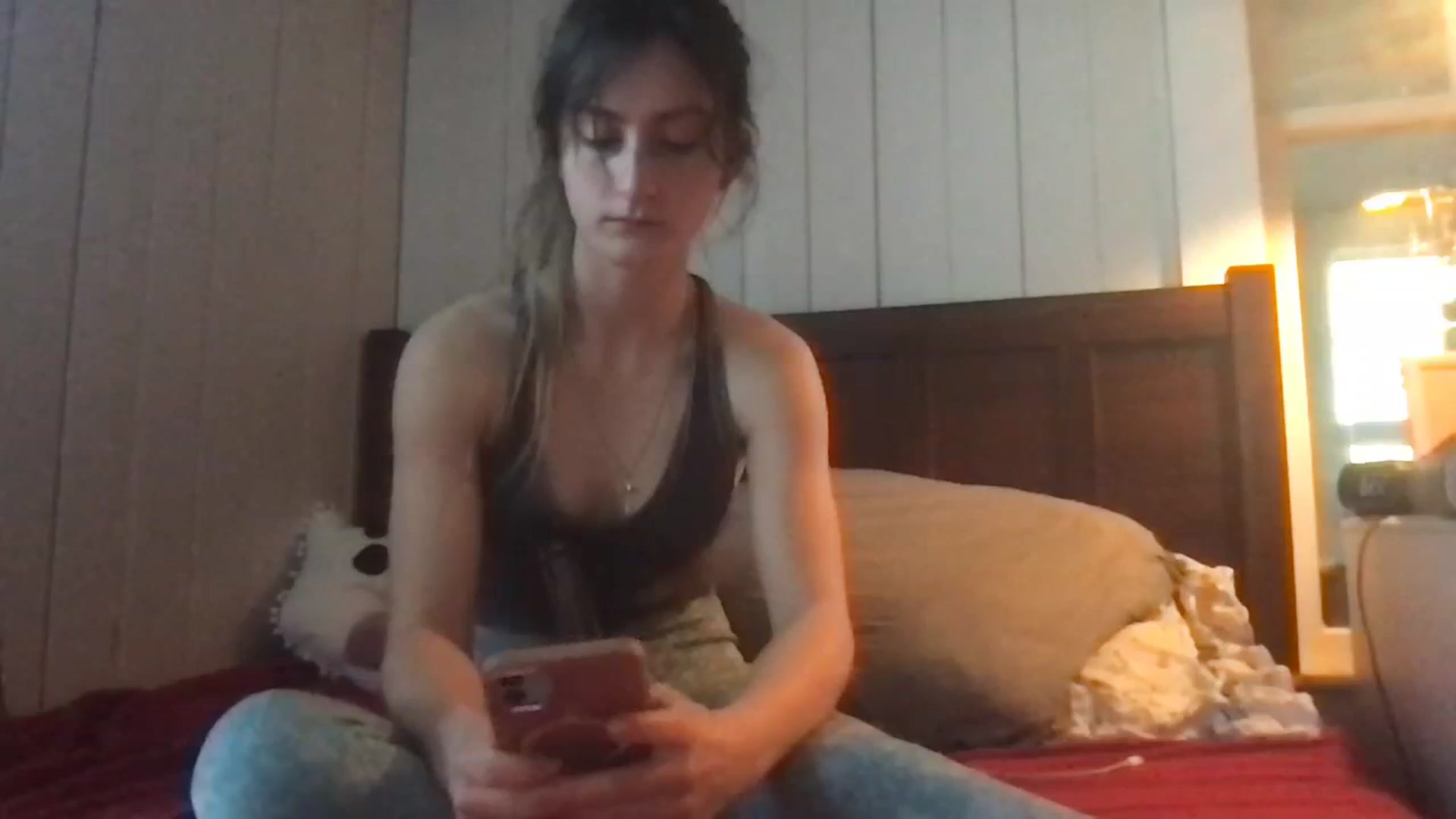 Gallery image thumbnail from Ballerinababy's myfreecams stream on, 02/19/2024, 22:25 image 15 of 20