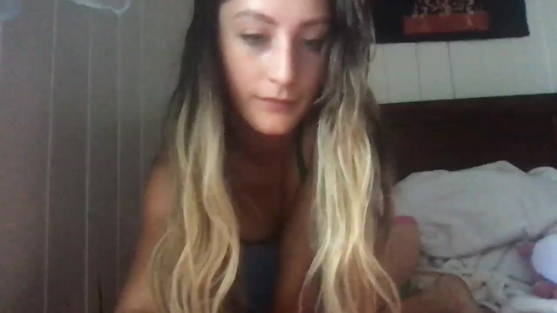 Gallery image thumbnail from Ballerinababy's myfreecams stream on, 06/10/2024, 19:58 image 9 of 20