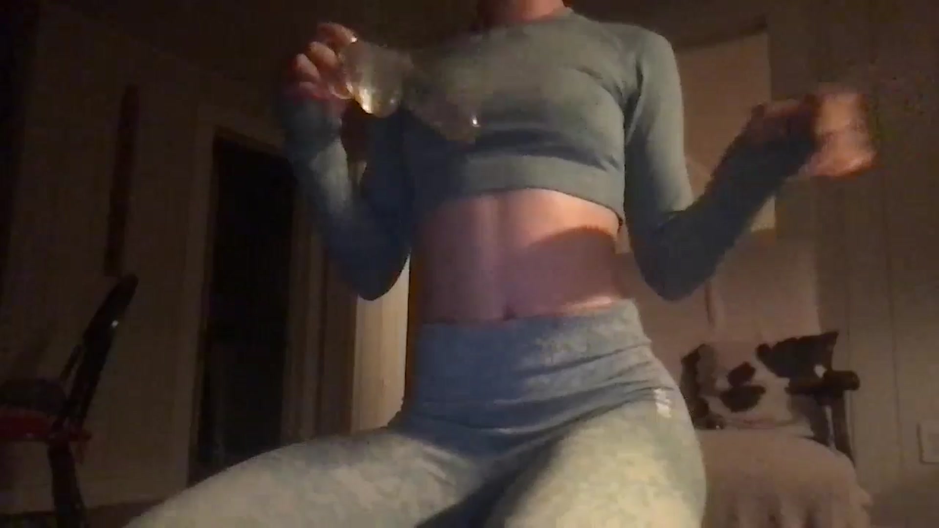 Gallery image thumbnail from Ballerinababy's myfreecams stream on, 08/06/2024, 01:03 image 10 of 20