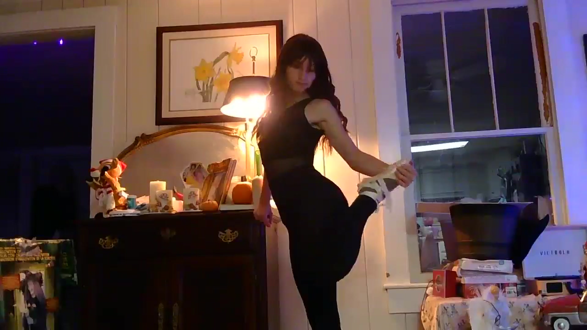 Gallery image thumbnail from Ballerinababy's myfreecams stream on, 11/25/2024, 04:48 image 6 of 20
