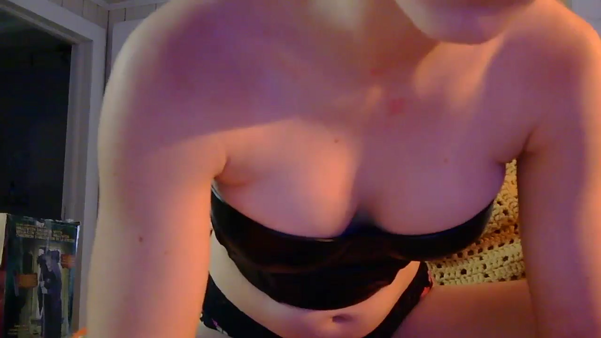 Gallery image thumbnail from Ballerinababy's myfreecams stream on, 12/10/2024, 16:39 image 16 of 20