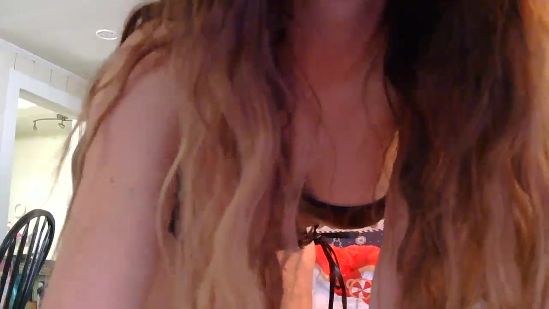 Gallery image thumbnail from Ballerinababy's myfreecams stream on, 12/30/2024, 17:34 image 10 of 20