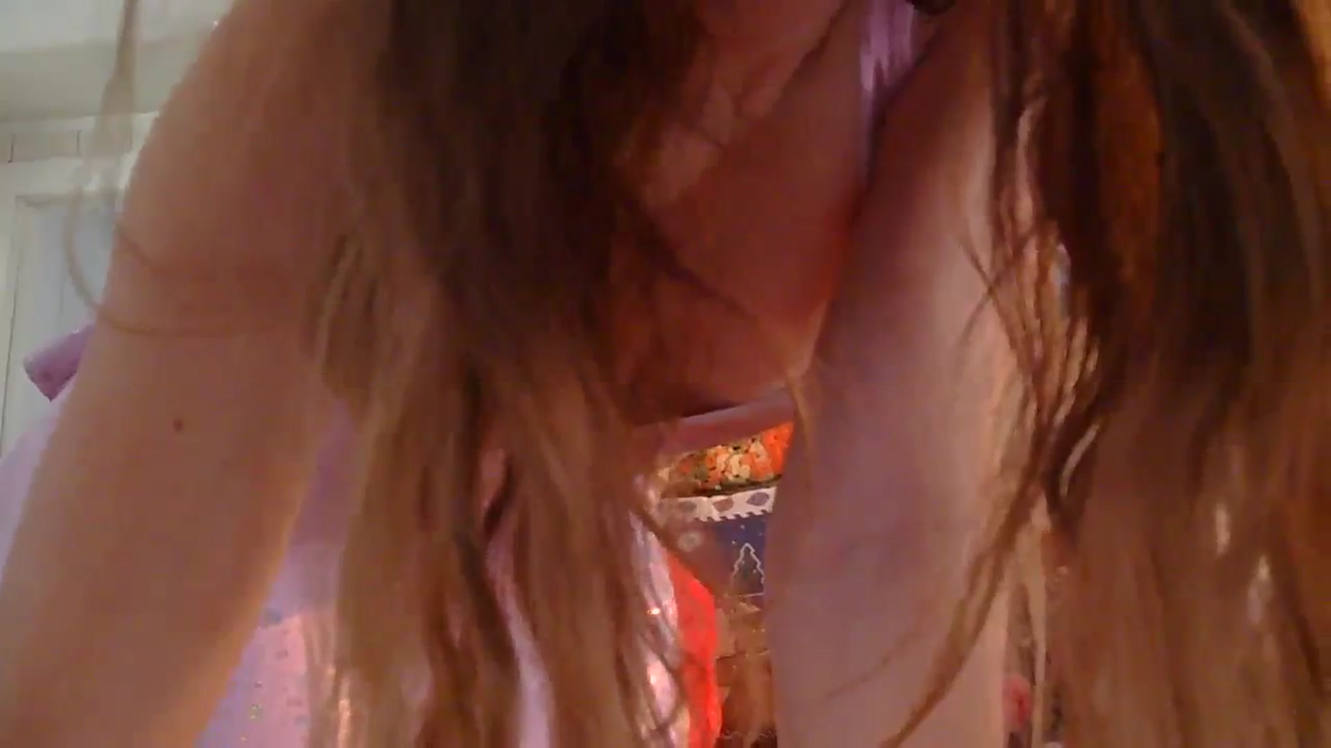 Gallery image thumbnail from Ballerinababy's myfreecams stream on, 01/03/2025, 16:51 image 16 of 20