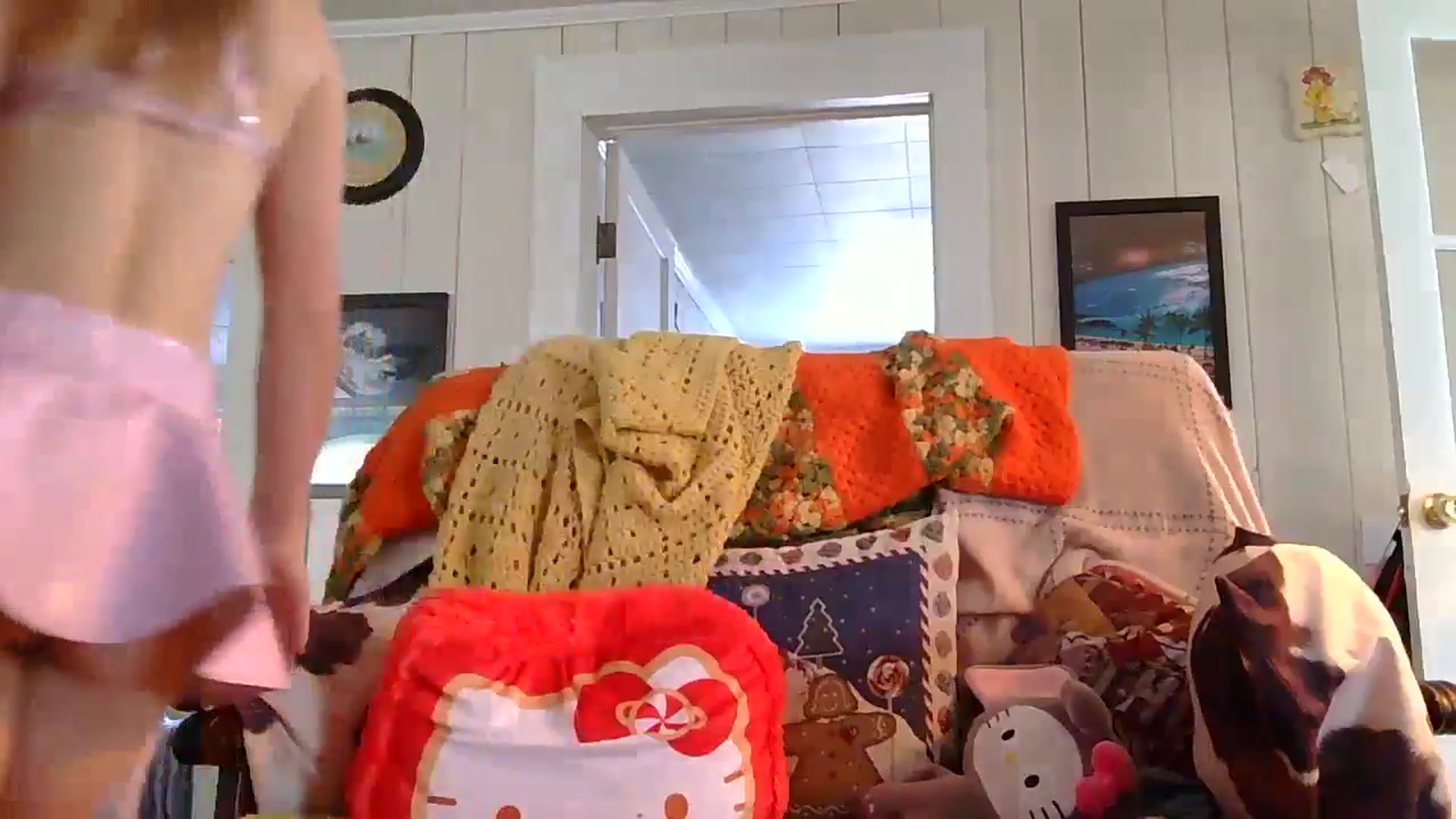 Gallery image thumbnail from Ballerinababy's myfreecams stream on, 01/03/2025, 16:51 image 12 of 20