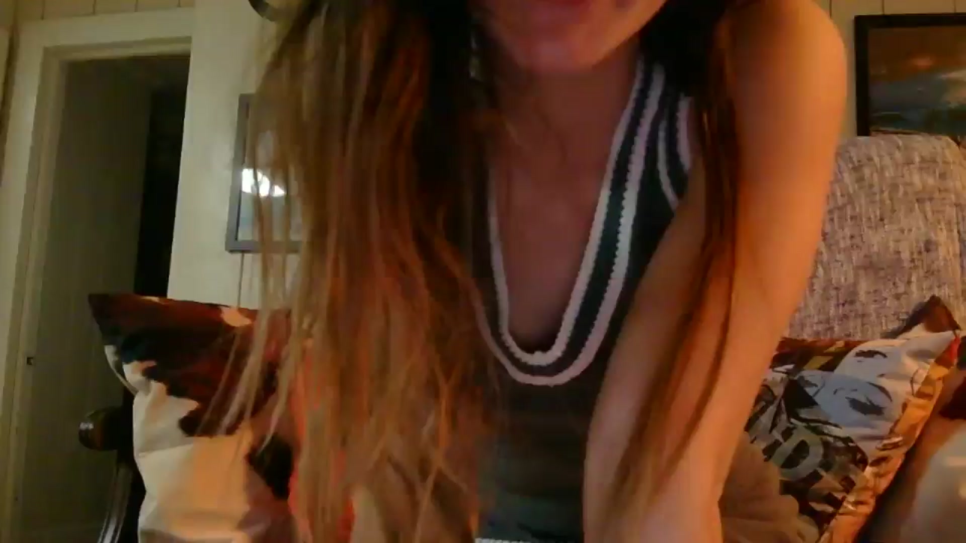 Gallery image thumbnail from Ballerinababy's myfreecams stream on, 02/21/2025, 01:03 image 6 of 20