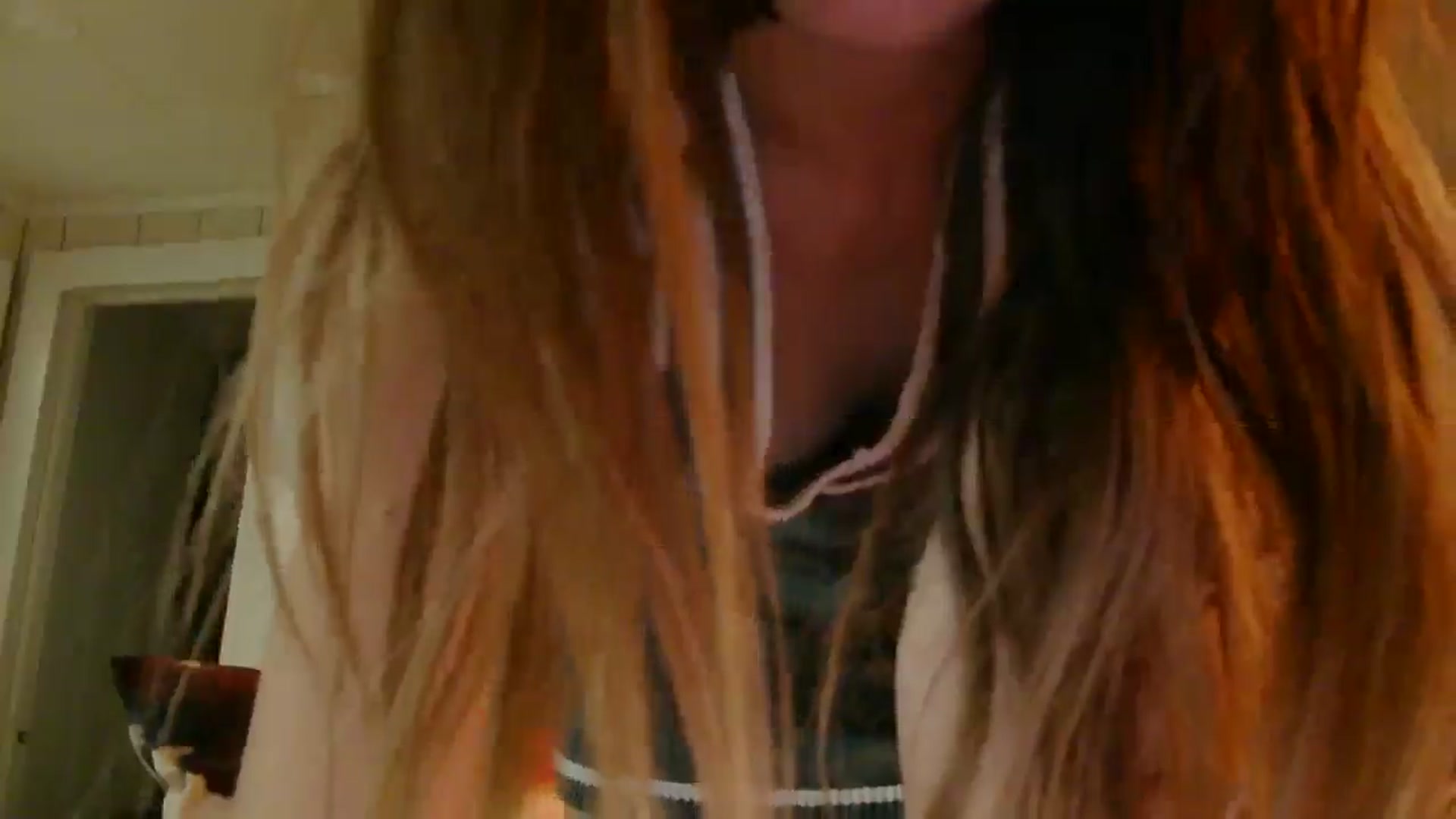 Gallery image thumbnail from Ballerinababy's myfreecams stream on, 02/21/2025, 01:03 image 12 of 20
