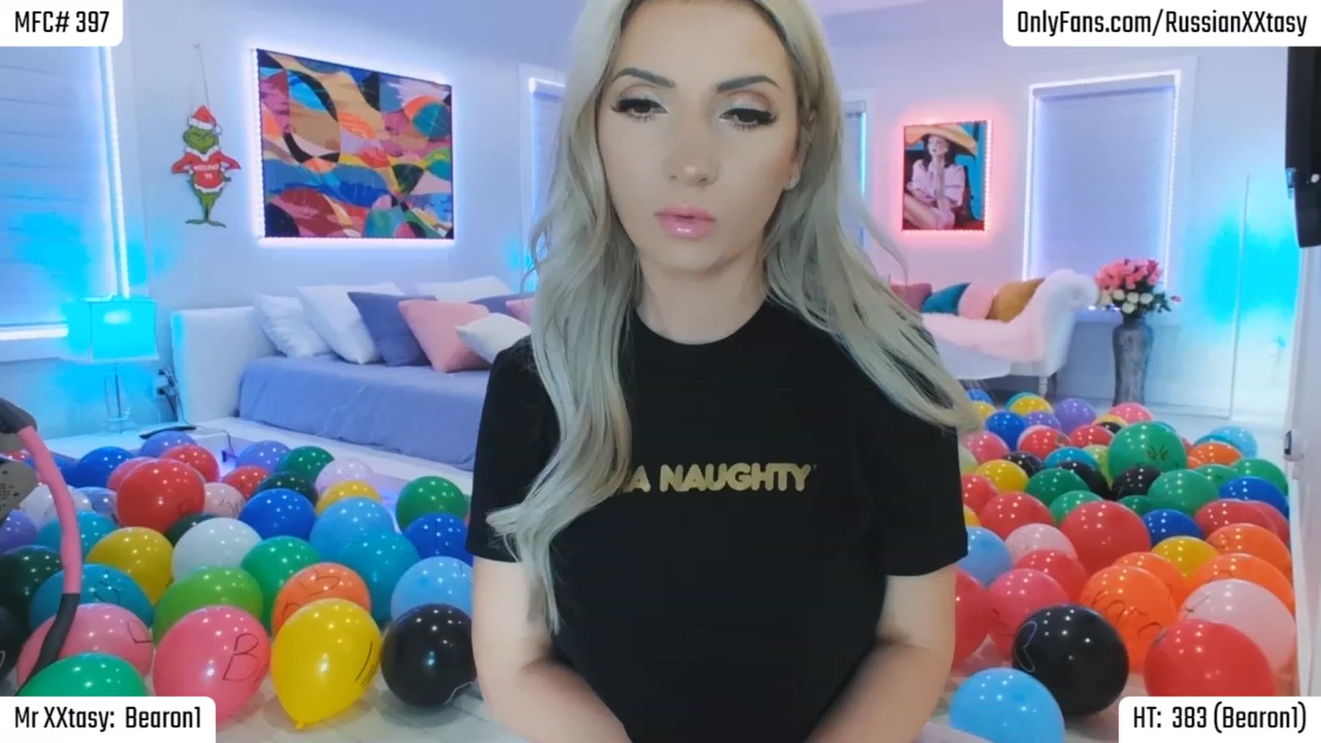 Gallery image thumbnail from BalloonXXtasy's myfreecams stream on, 03/19/2024, 24:29 image 1 of 20