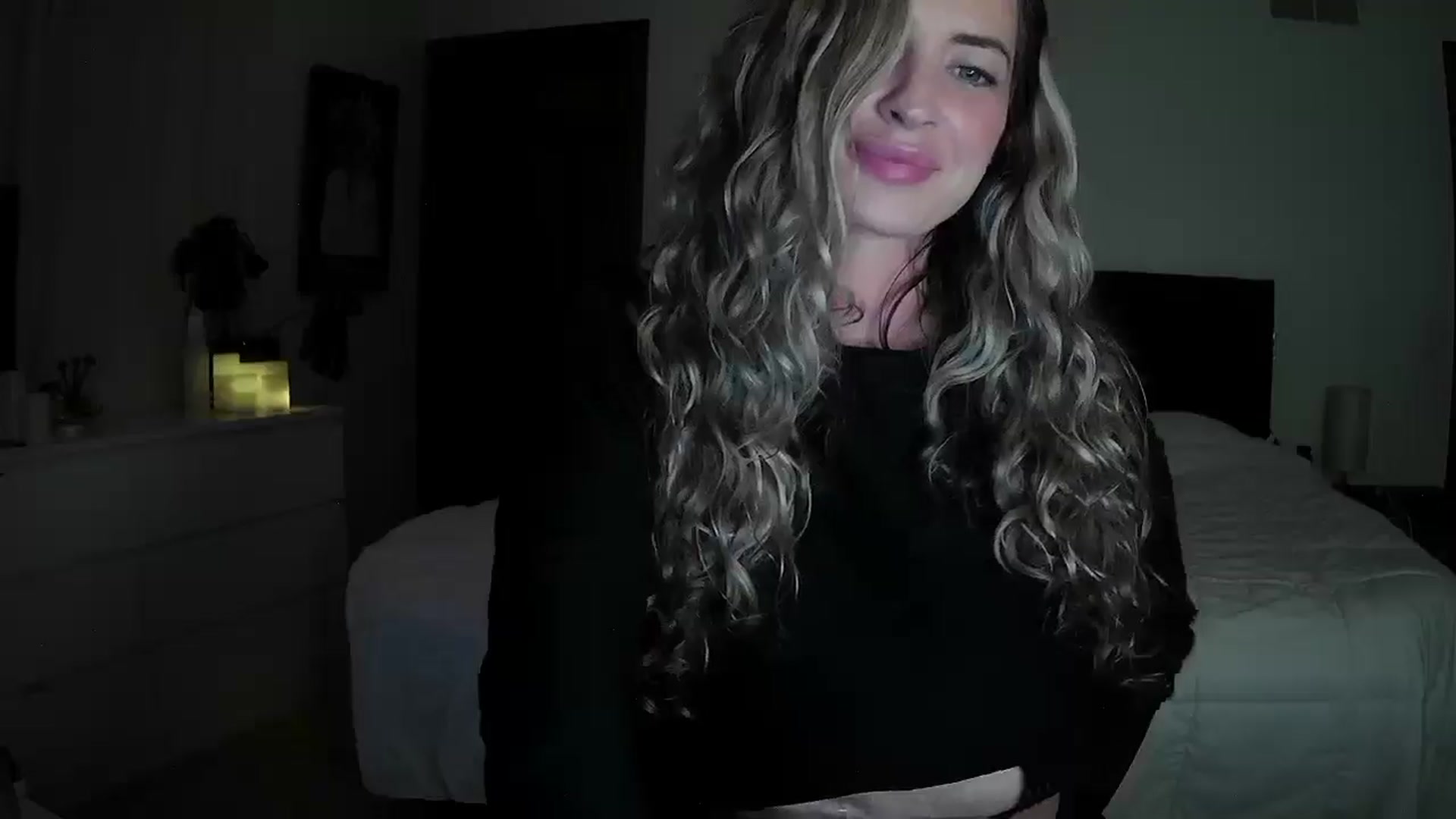 Gallery image thumbnail from Bambi20's myfreecams stream on, 04/19/2026, 05:03 image 12 of 20