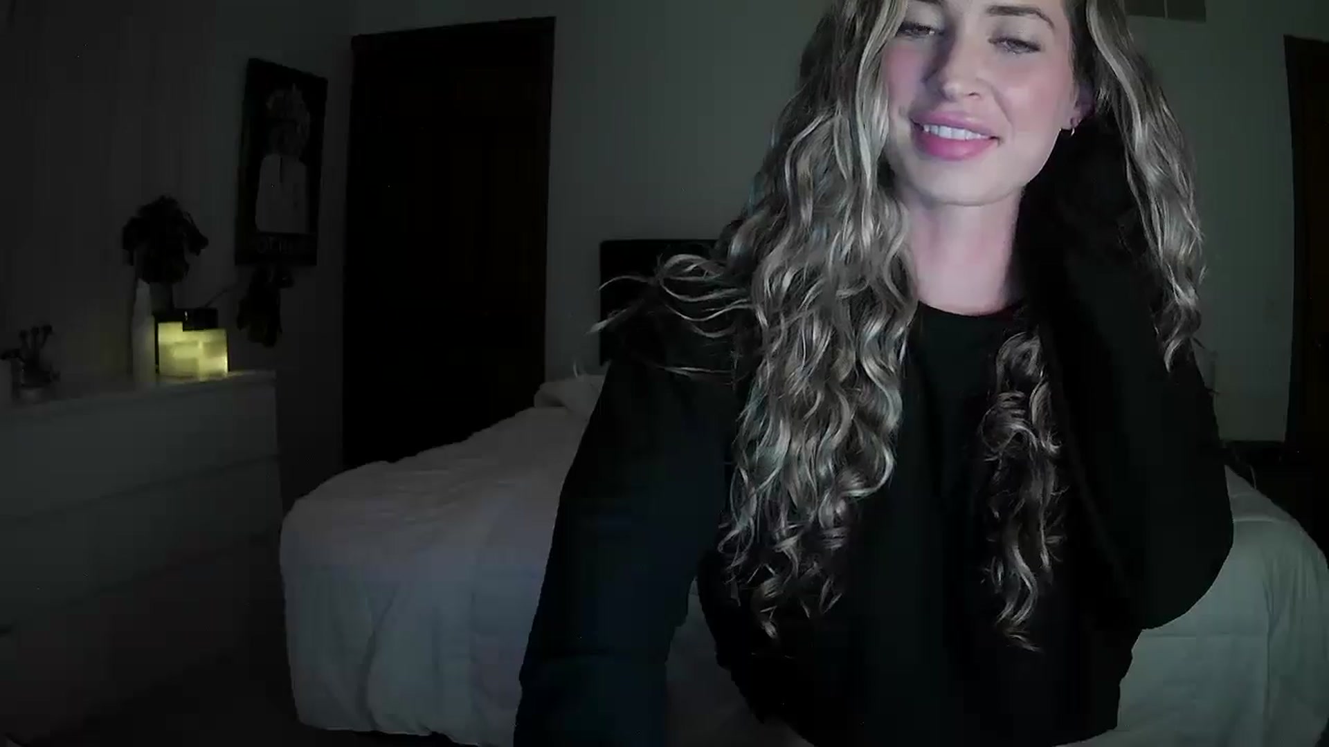 Gallery image thumbnail from Bambi20's myfreecams stream on, 04/19/2026, 05:03 image 20 of 20