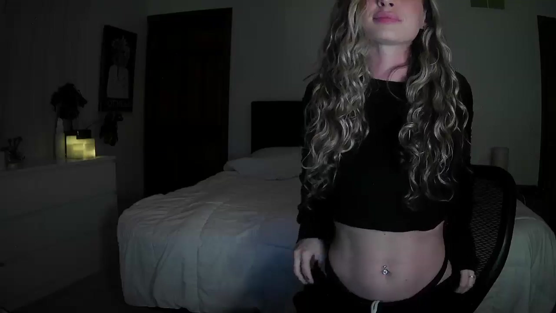 Gallery image thumbnail from Bambi20's myfreecams stream on, 04/19/2026, 05:03 image 18 of 20
