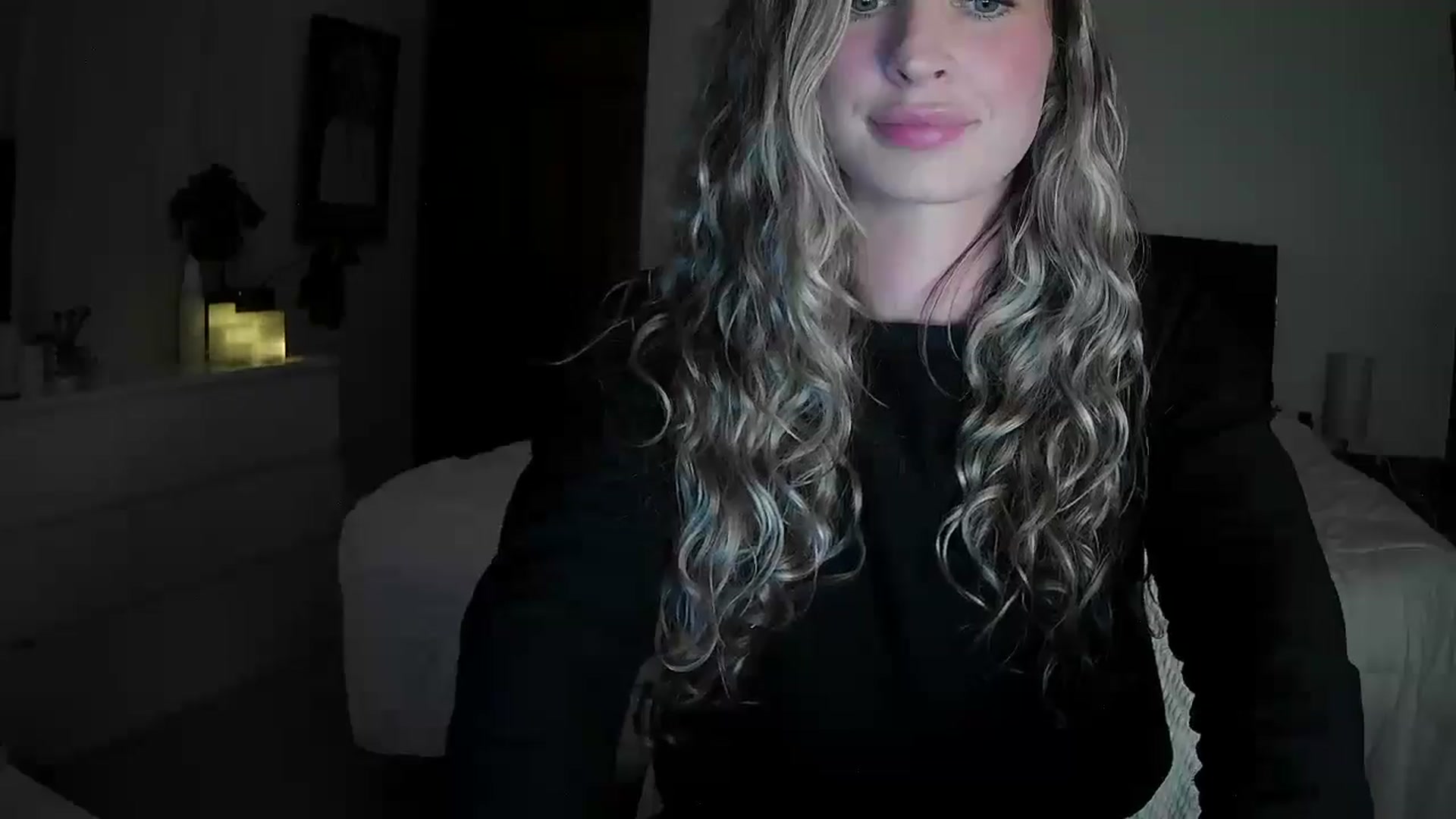 Gallery image thumbnail from Bambi20's myfreecams stream on, 04/19/2026, 05:35 image 11 of 20