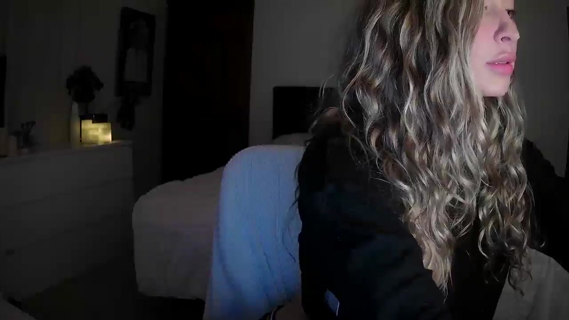 Gallery image thumbnail from Bambi20's myfreecams stream on, 04/19/2026, 05:35 image 10 of 20
