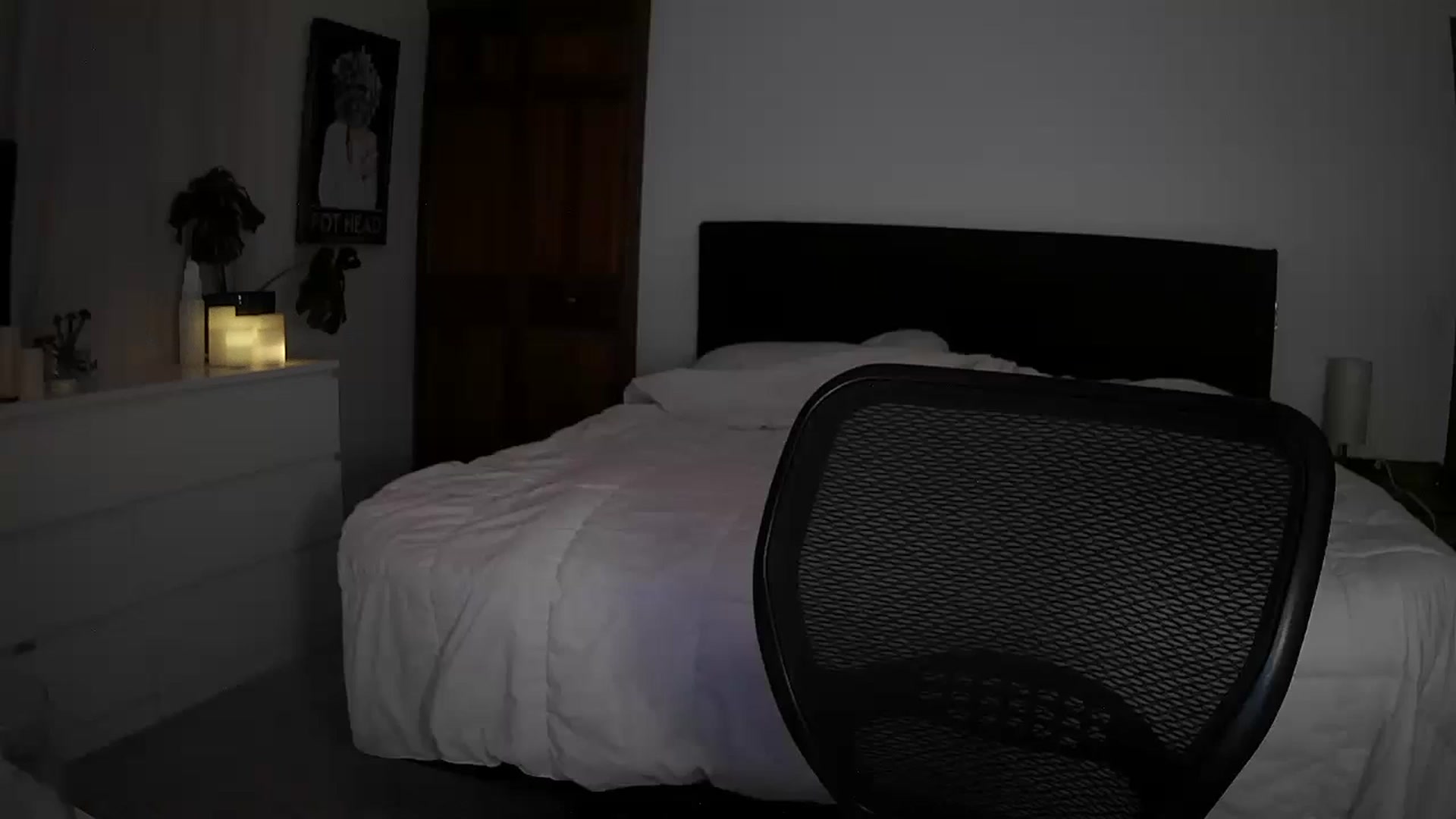 Gallery image thumbnail from Bambi20's myfreecams stream on, 04/19/2026, 05:35 image 7 of 20