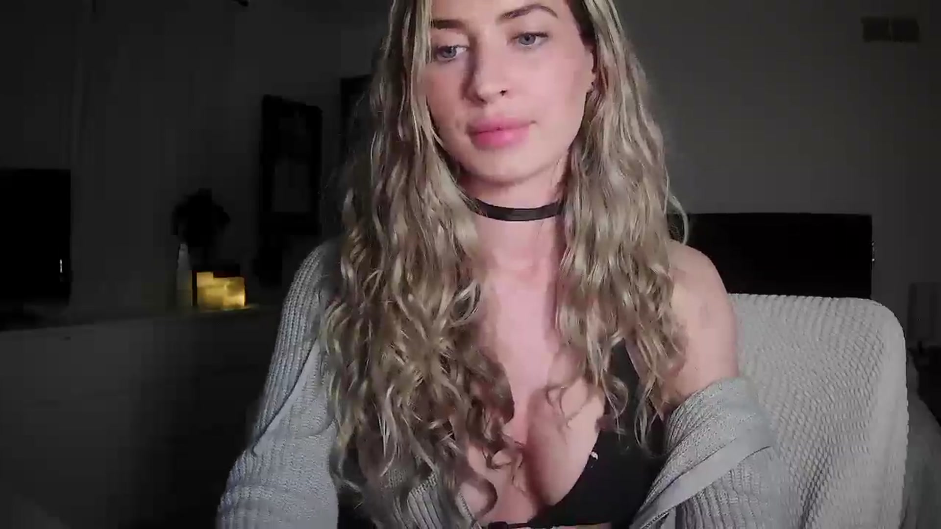 Gallery image thumbnail from Bambi20's myfreecams stream on, 04/23/2026, 04:31 image 7 of 20