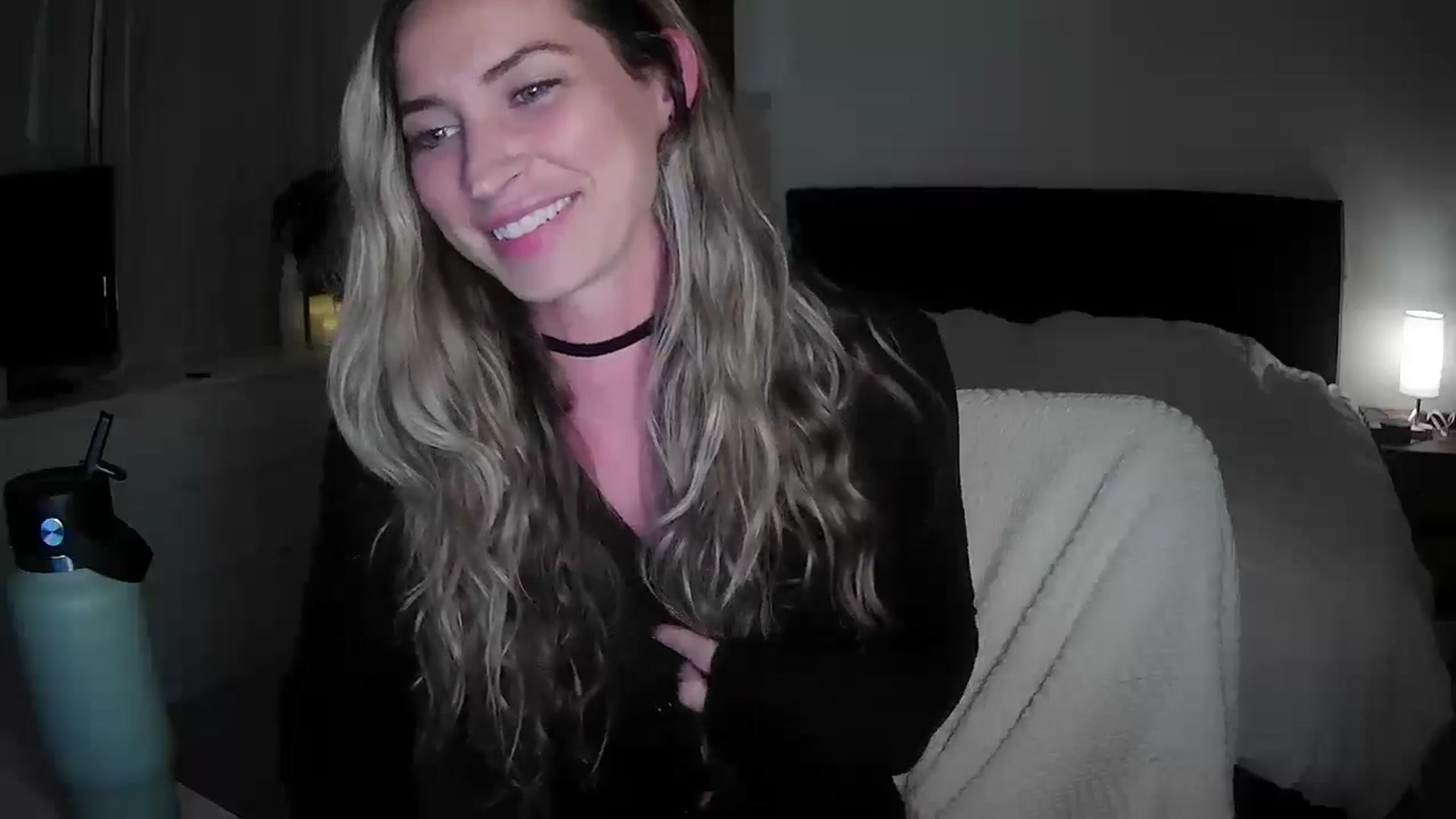 Gallery image thumbnail from Bambi20's myfreecams stream on, 04/24/2026, 02:46 image 18 of 20