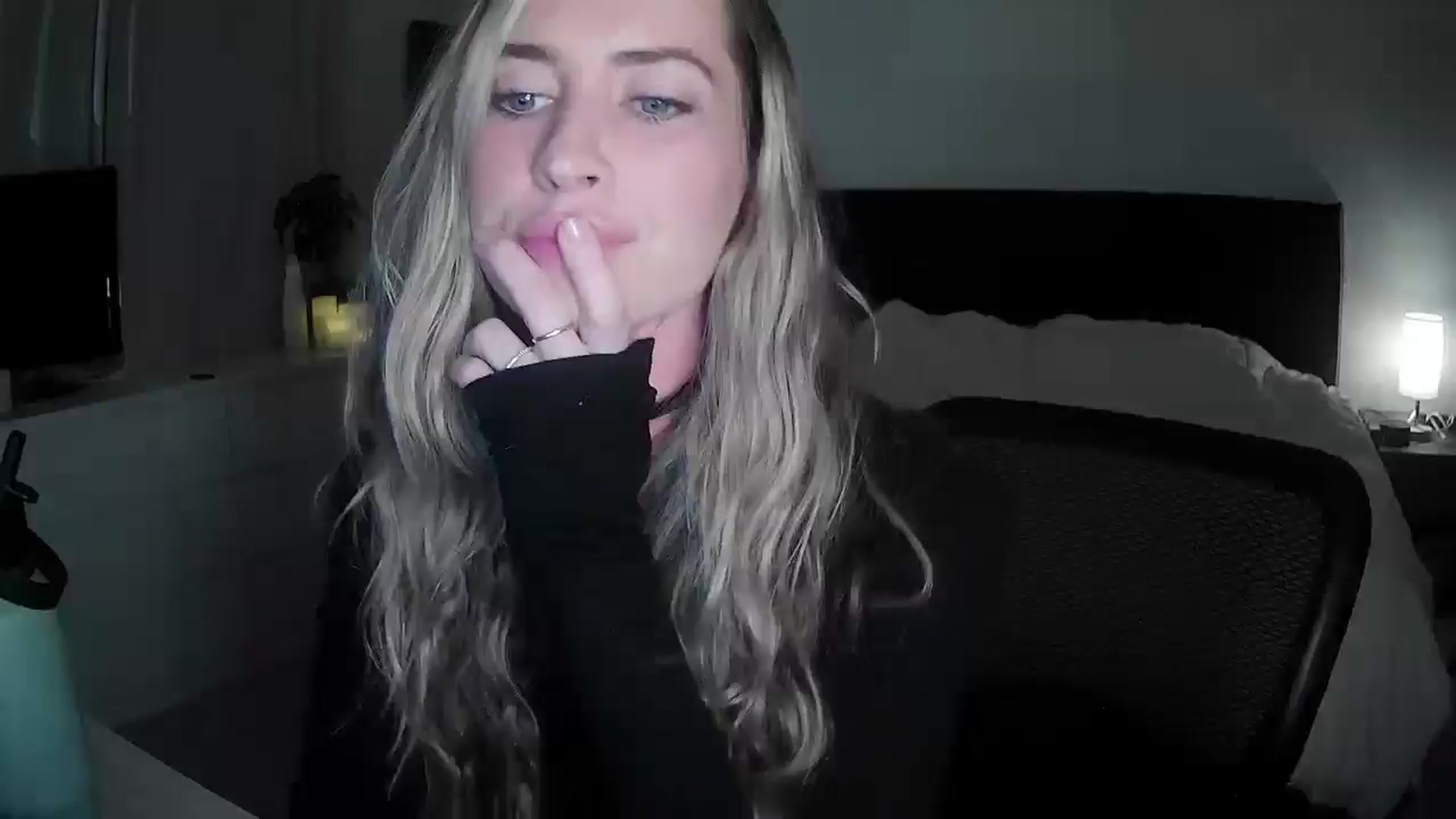 Gallery image thumbnail from Bambi20's myfreecams stream on, 04/24/2026, 02:46 image 1 of 20