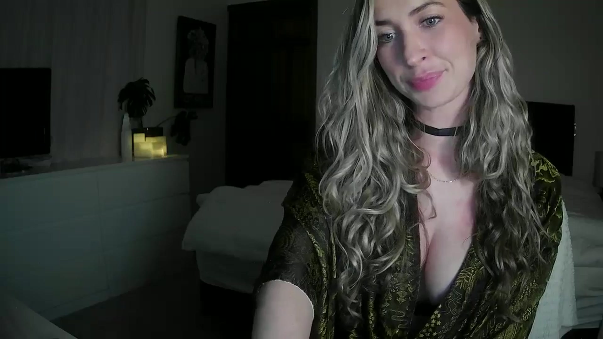 Gallery image thumbnail from Bambi20's myfreecams stream on, 04/26/2026, 03:19 image 3 of 20