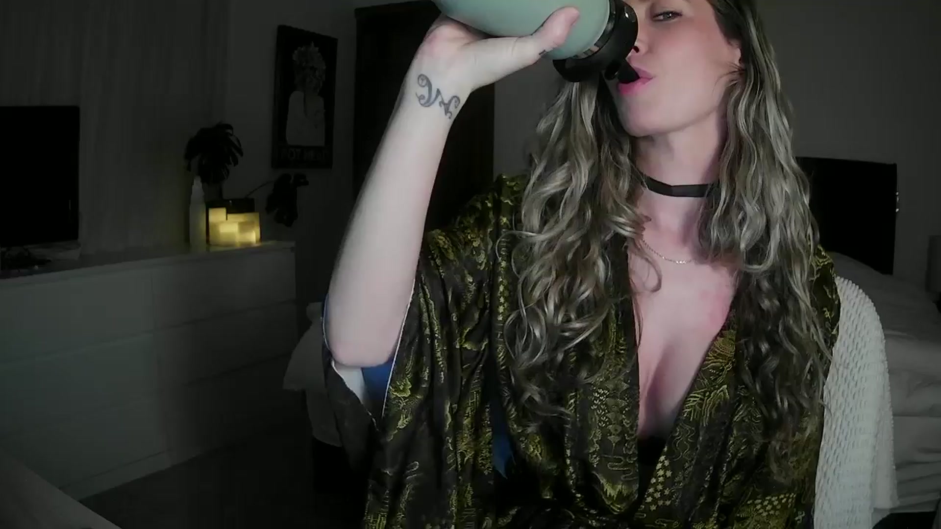 Gallery image thumbnail from Bambi20's myfreecams stream on, 04/26/2026, 03:19 image 1 of 20