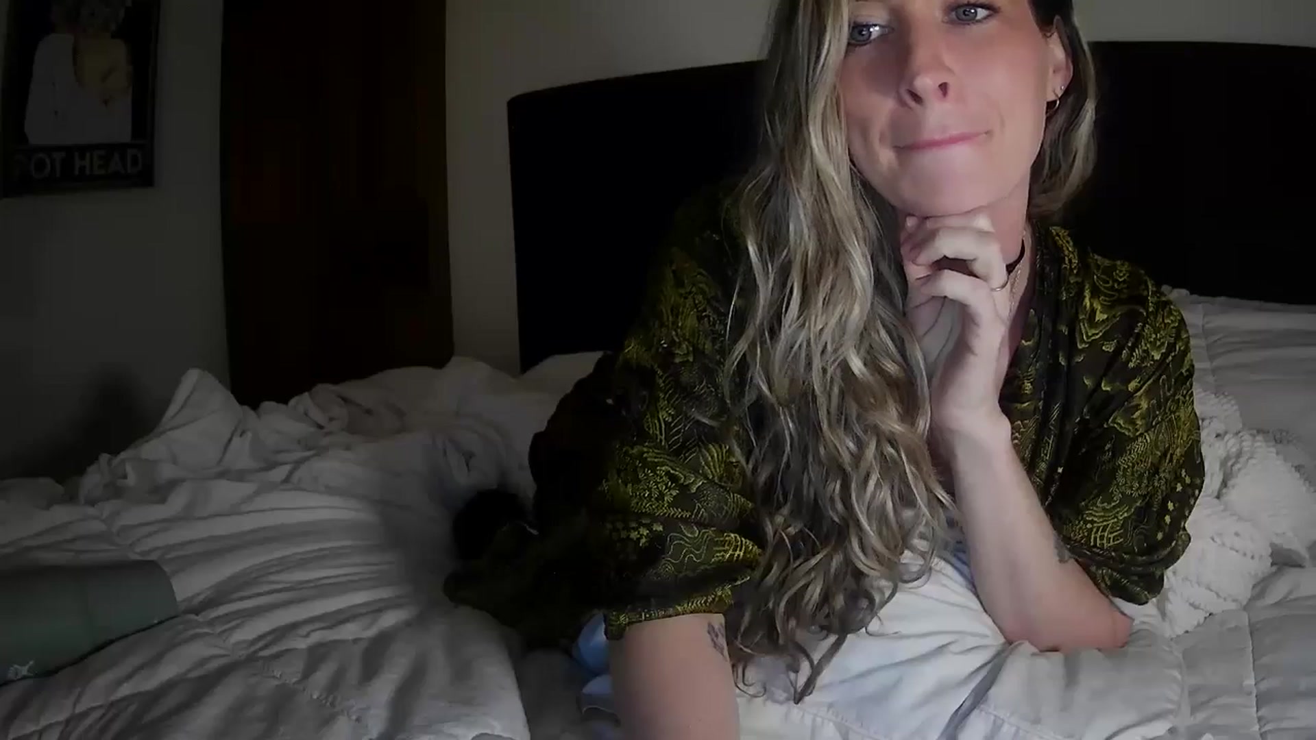 Gallery image thumbnail from Bambi20's myfreecams stream on, 04/26/2026, 05:19 image 5 of 20