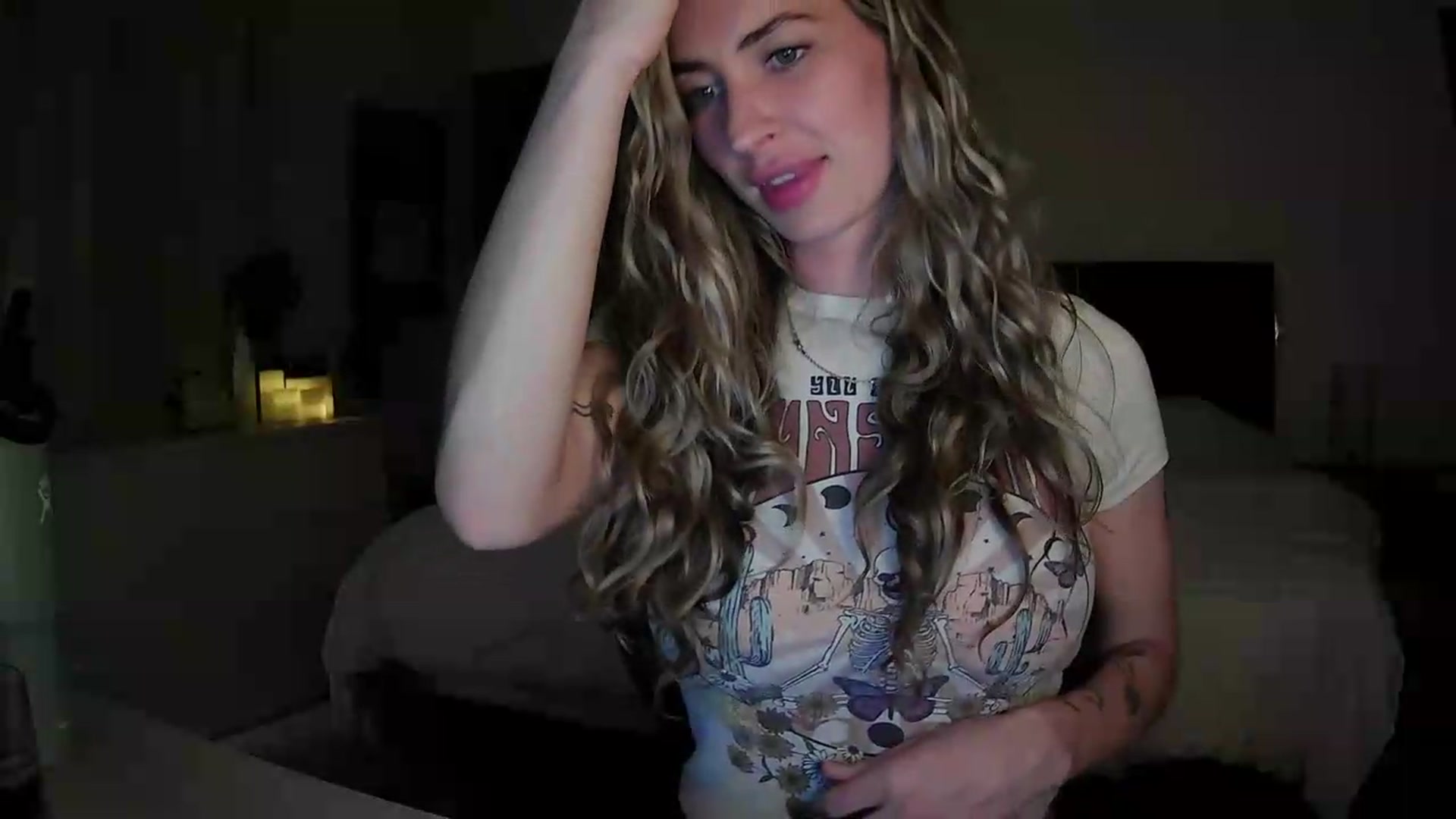 Gallery image thumbnail from Bambi20's myfreecams stream on, 05/05/2026, 02:56 image 15 of 20