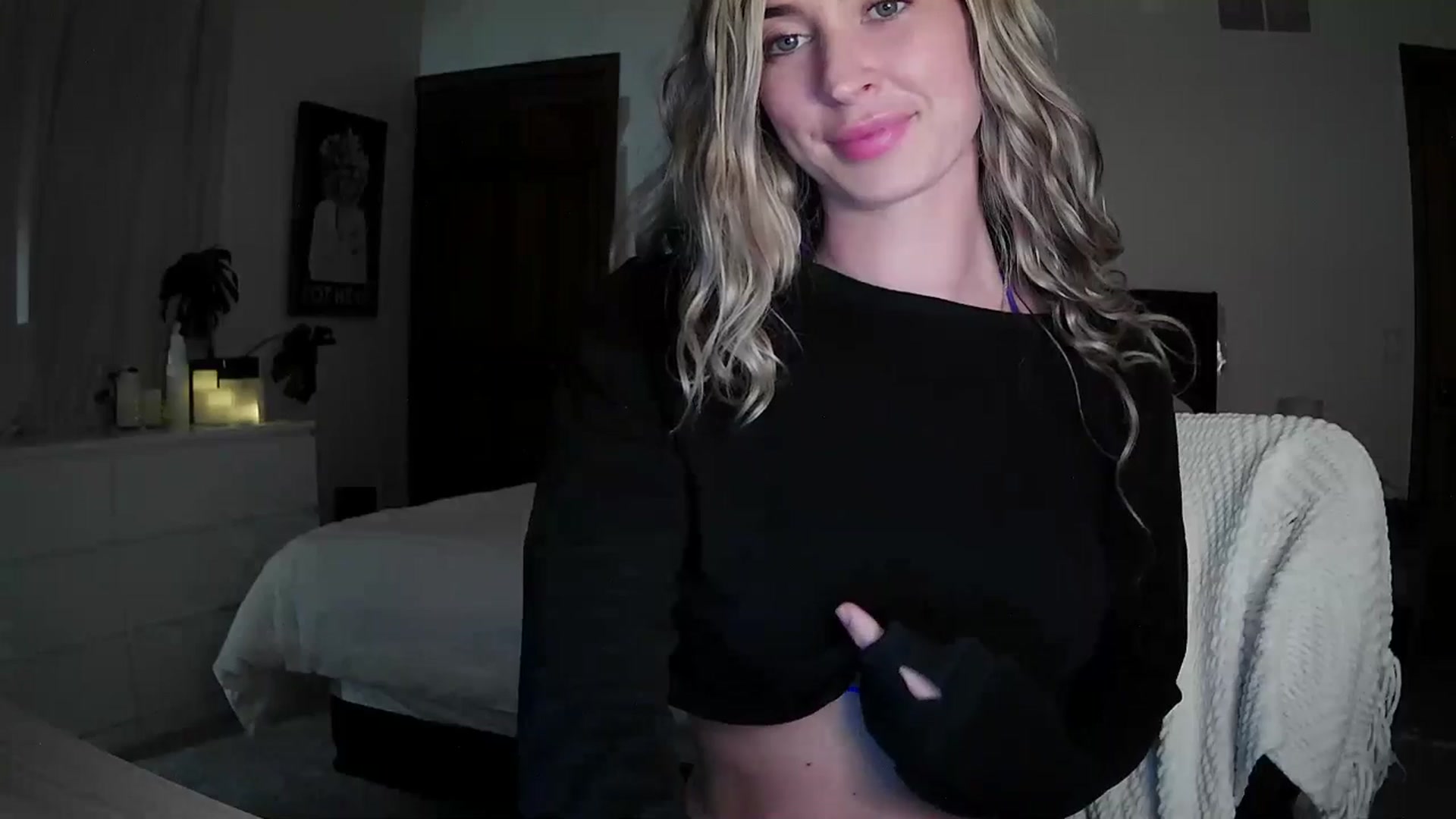 Gallery image thumbnail from Bambi20's myfreecams stream on, 05/06/2026, 03:02 image 6 of 20