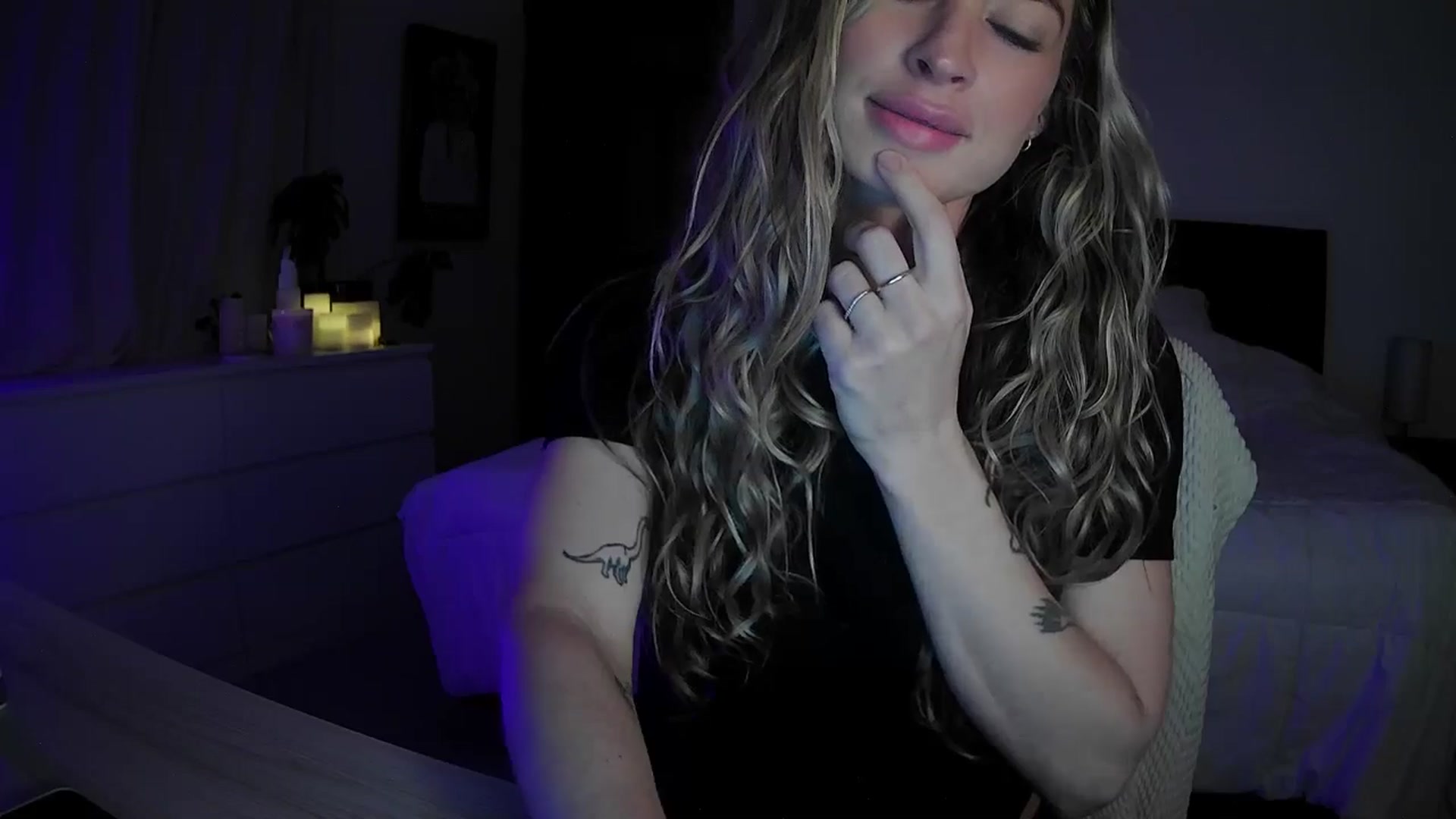 Gallery image thumbnail from Bambi20's myfreecams stream on, 05/08/2026, 03:22 image 5 of 20