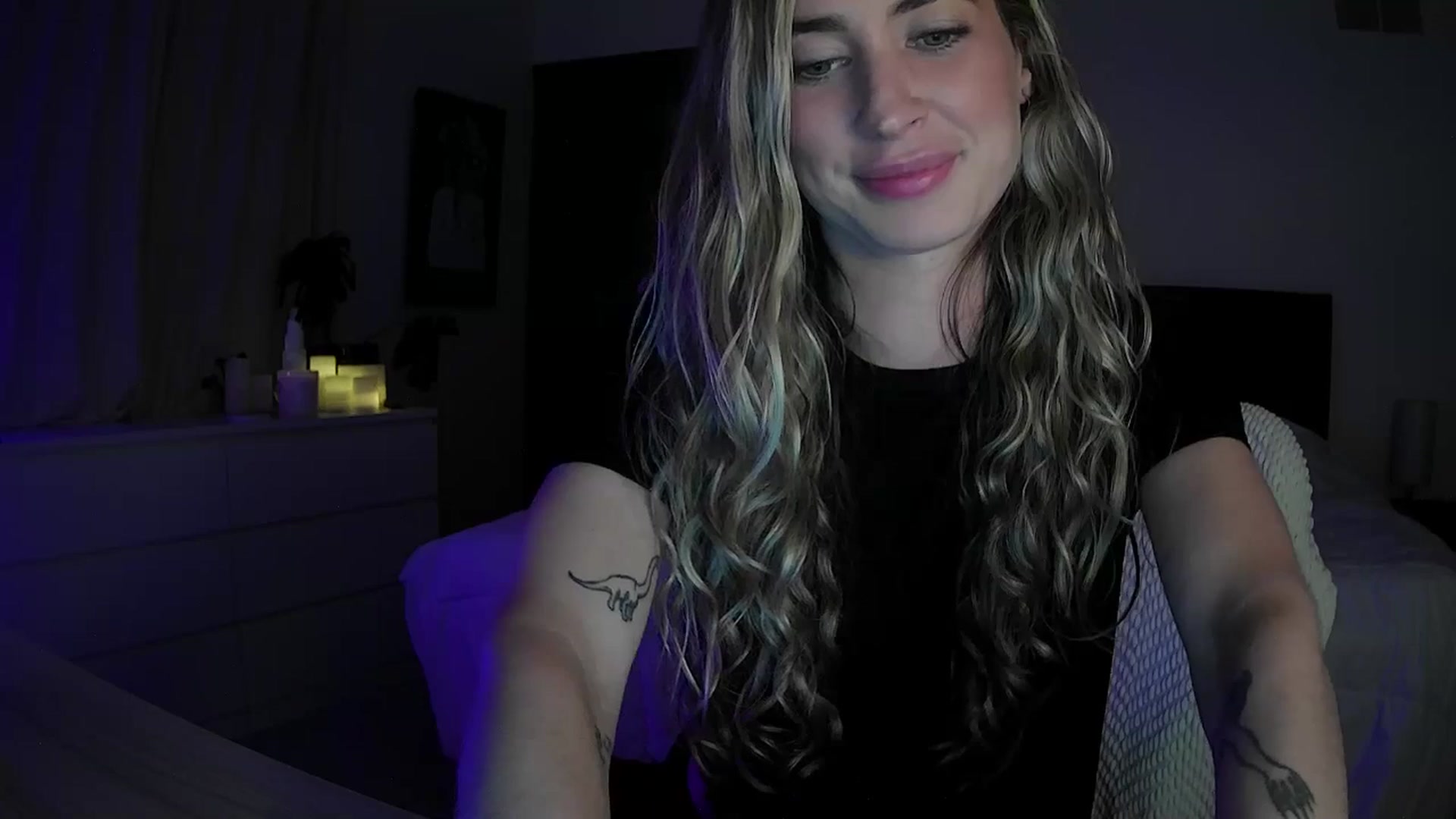 Gallery image thumbnail from Bambi20's myfreecams stream on, 05/08/2026, 03:22 image 13 of 20