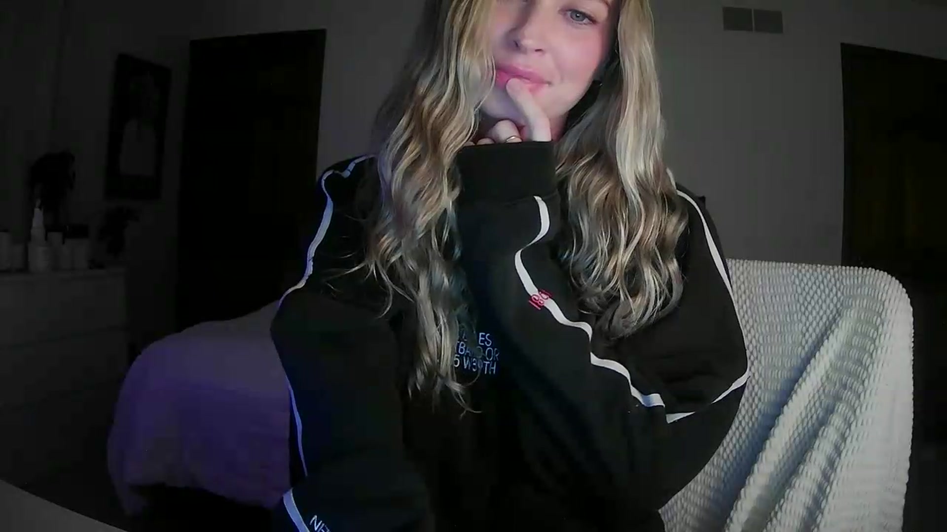 Gallery image thumbnail from Bambi20's myfreecams stream on, 05/13/2026, 03:06 image 5 of 20