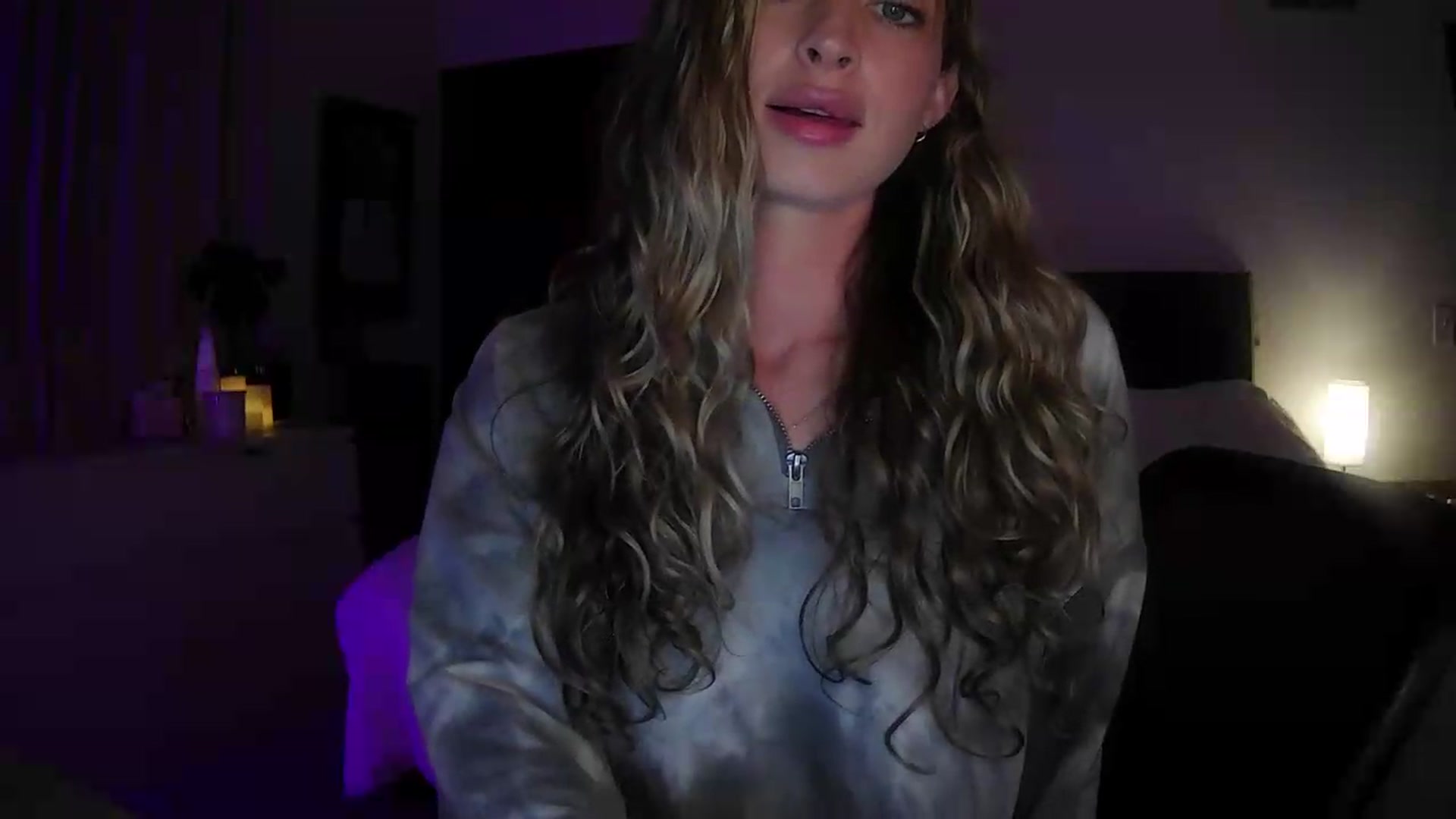 Gallery image thumbnail from Bambi20's myfreecams stream on, 05/19/2026, 03:37 image 15 of 20