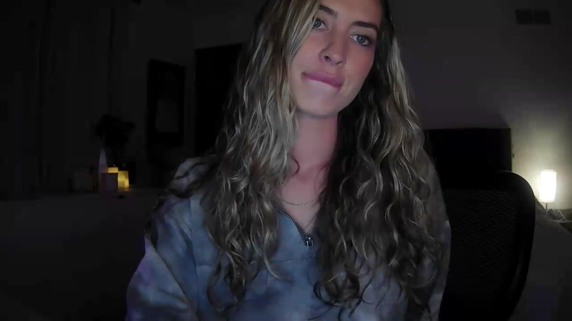 Gallery image thumbnail from Bambi20's myfreecams stream on, 05/19/2026, 03:37 image 2 of 20