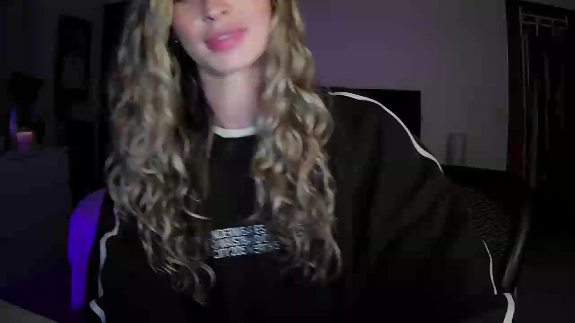 Gallery image thumbnail from Bambi20's myfreecams stream on, 05/20/2026, 03:10 image 1 of 20