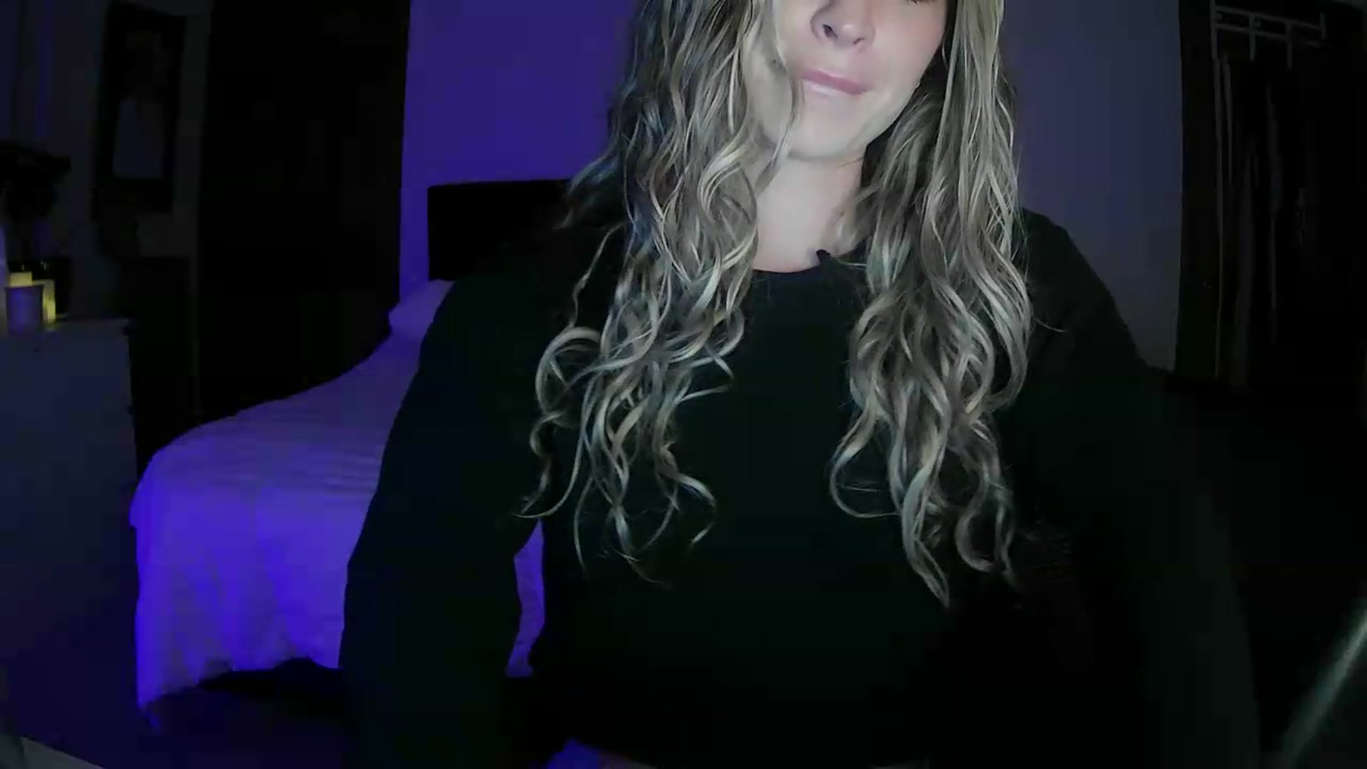 Gallery image thumbnail from Bambi20's myfreecams stream on, 05/21/2026, 03:58 image 6 of 20