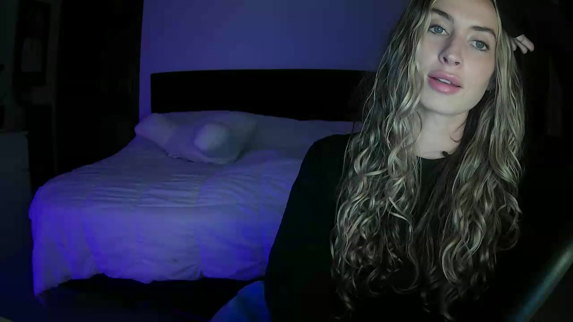 Gallery image thumbnail from Bambi20's myfreecams stream on, 05/21/2026, 03:58 image 3 of 20