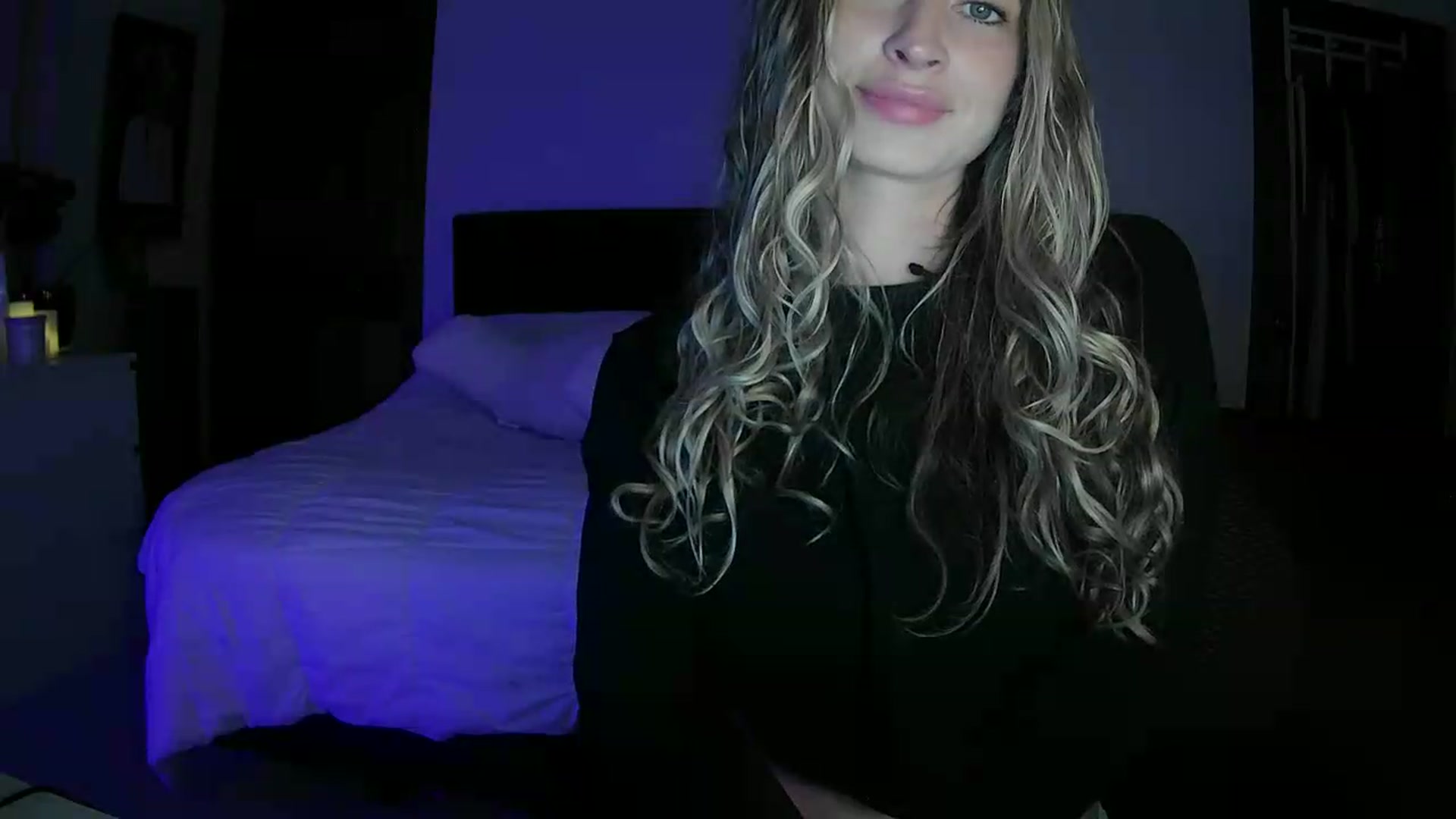 Gallery image thumbnail from Bambi20's myfreecams stream on, 05/21/2026, 03:58 image 9 of 20
