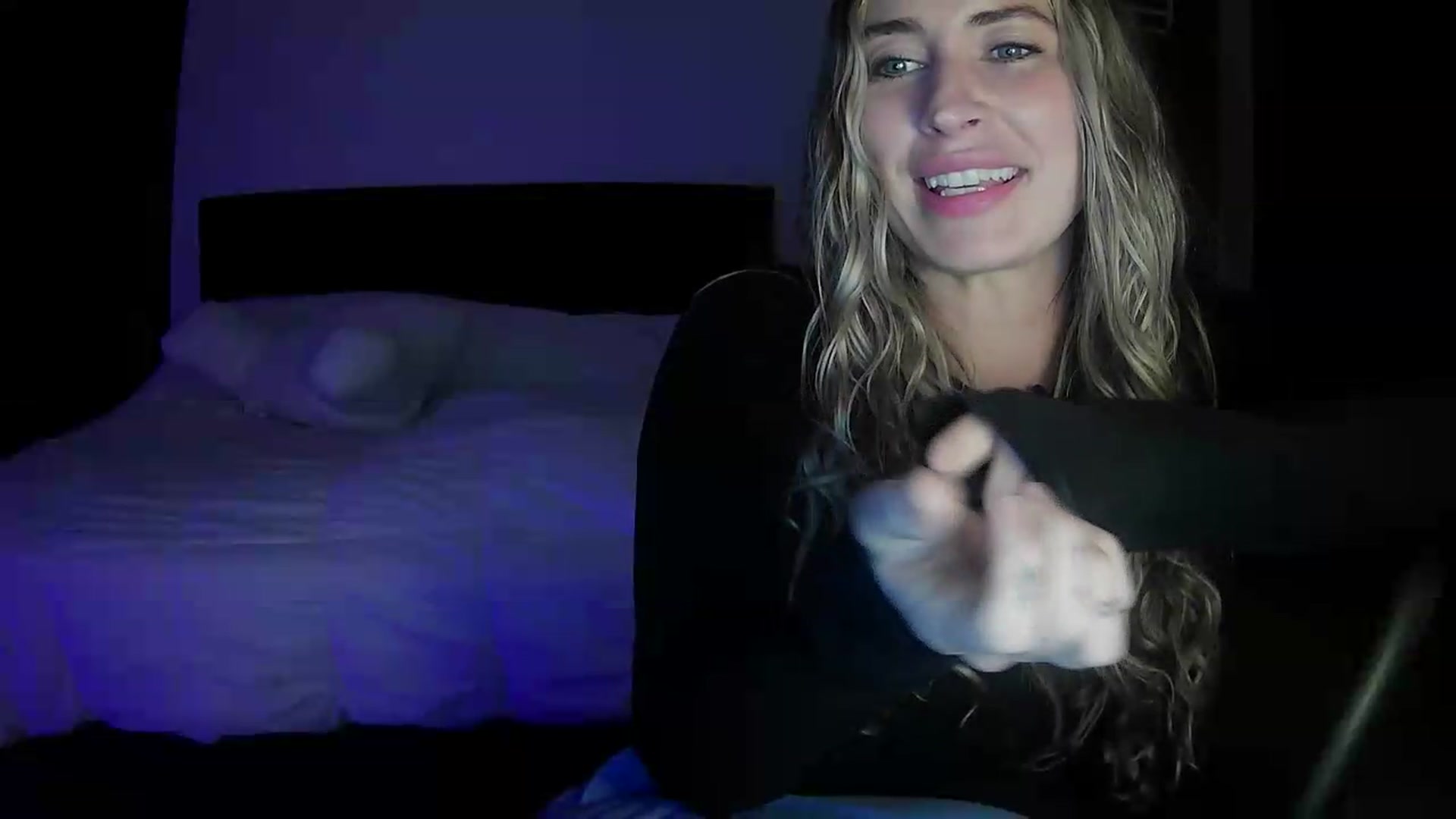 Gallery image thumbnail from Bambi20's myfreecams stream on, 05/21/2026, 03:58 image 12 of 20
