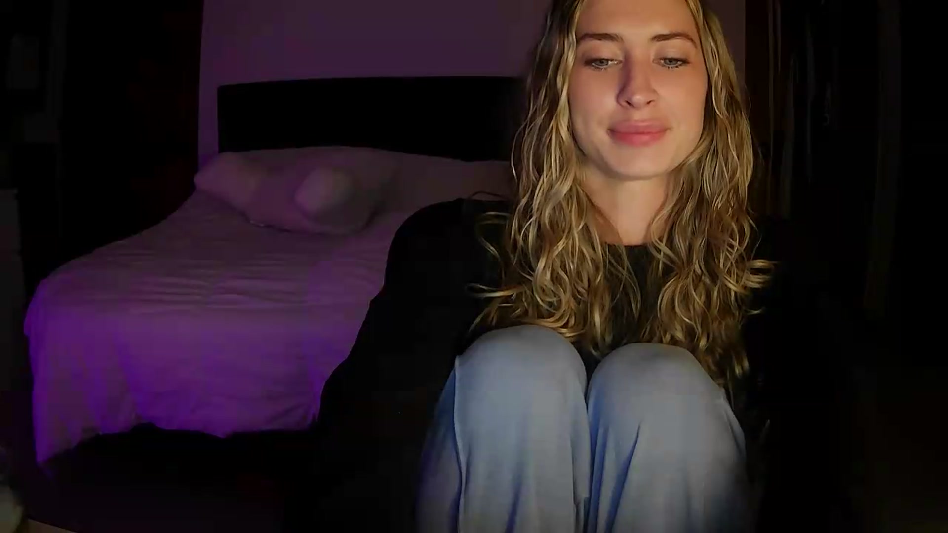Gallery image thumbnail from Bambi20's myfreecams stream on, 05/21/2026, 04:20 image 7 of 20