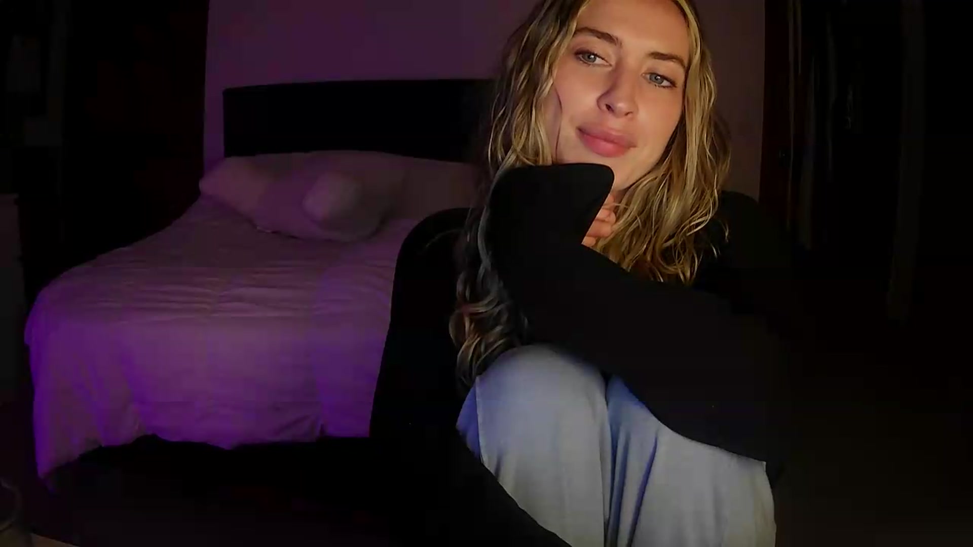 Gallery image thumbnail from Bambi20's myfreecams stream on, 05/21/2026, 04:20 image 20 of 20